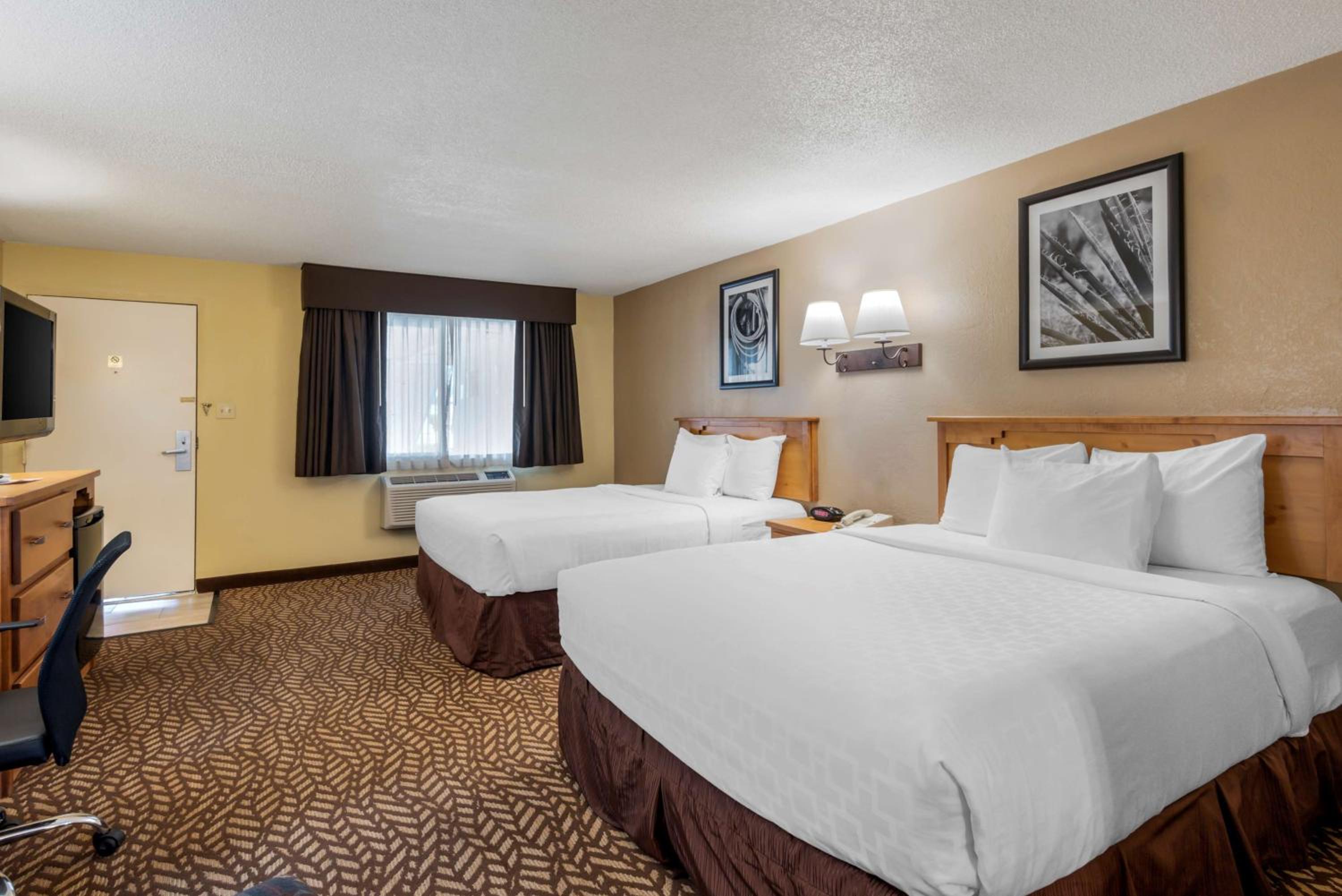 Cortez Vacations - Best Western Turquoise Inn  Suites - Property Image 2