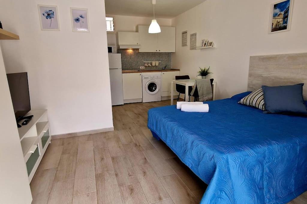 Acogedor estudio en tenerife sur photo 1