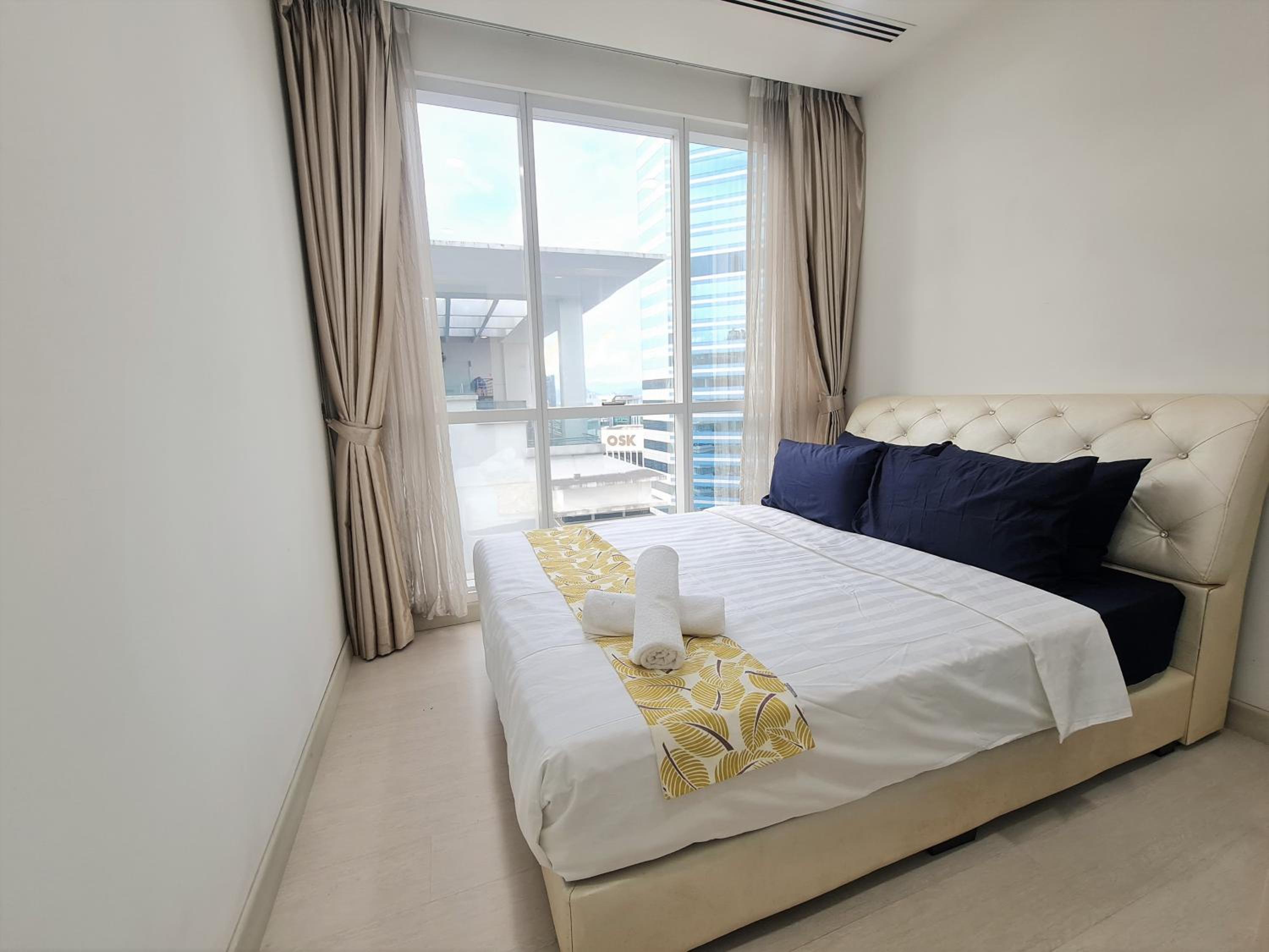 KLCC Binjai 8 Premium Soho Apartment by Sarah's Lodge