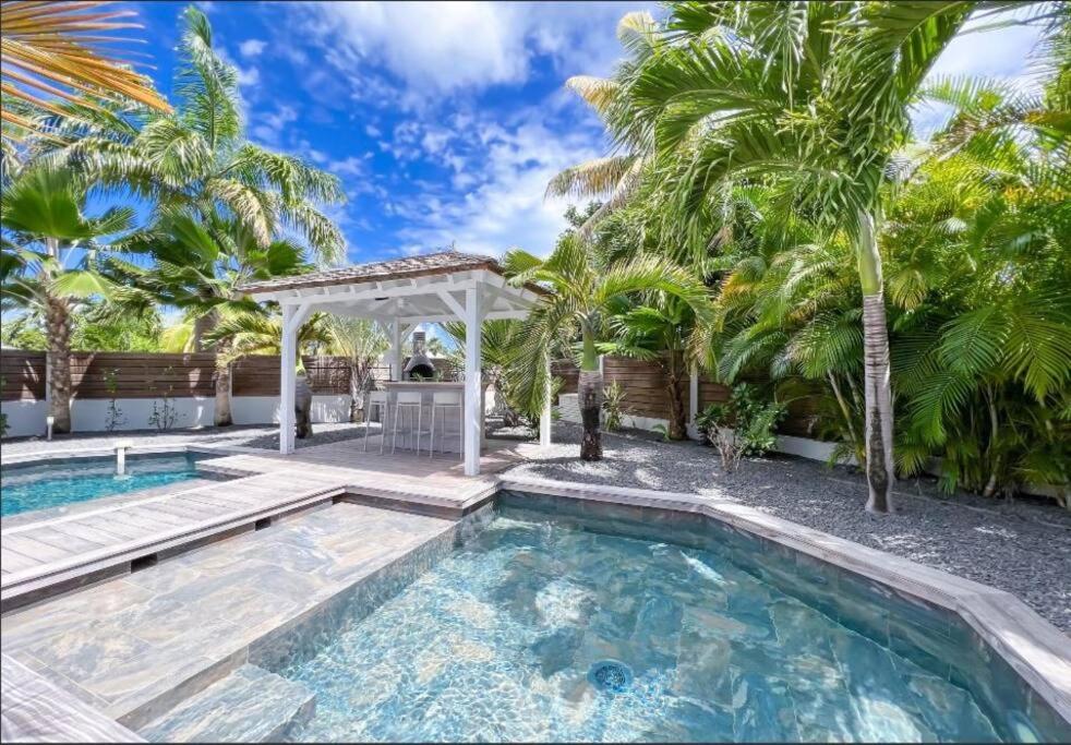 Villa Manzana : neuve 4ch 4sdb 2 piscines - LUXE view 2