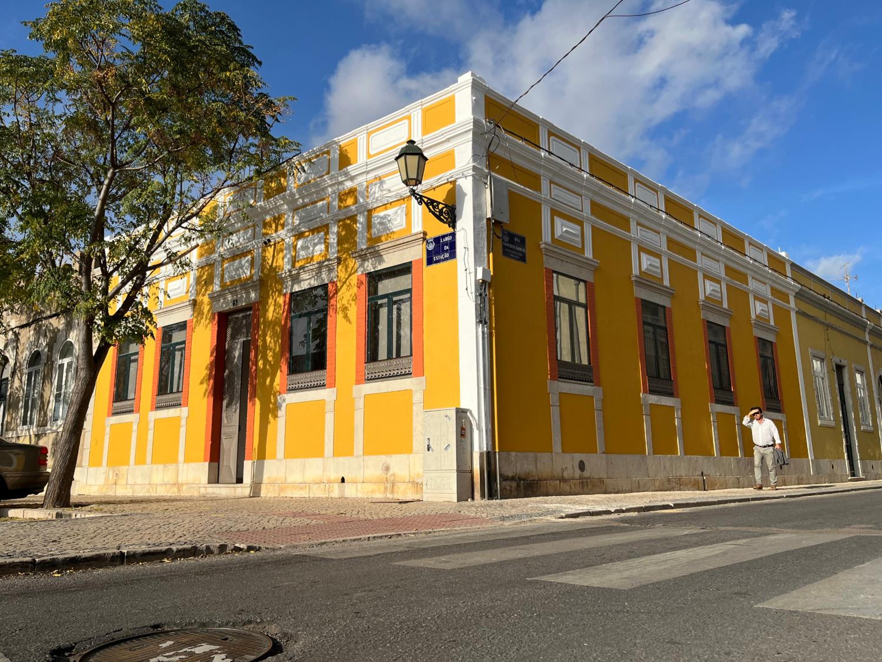 Hotel Leevin Guesthouse - Image 1