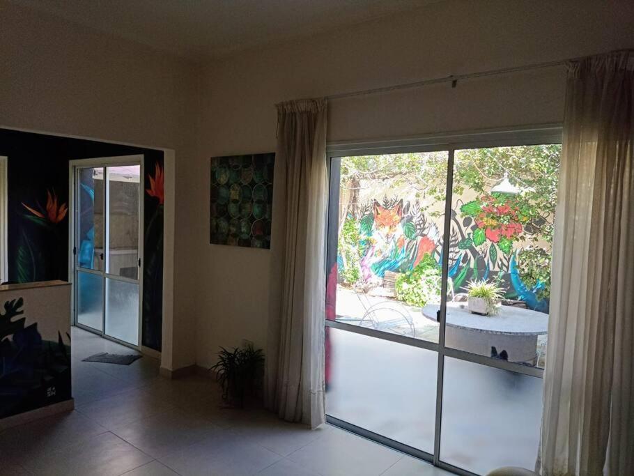 La Casa de la Puerta Azul