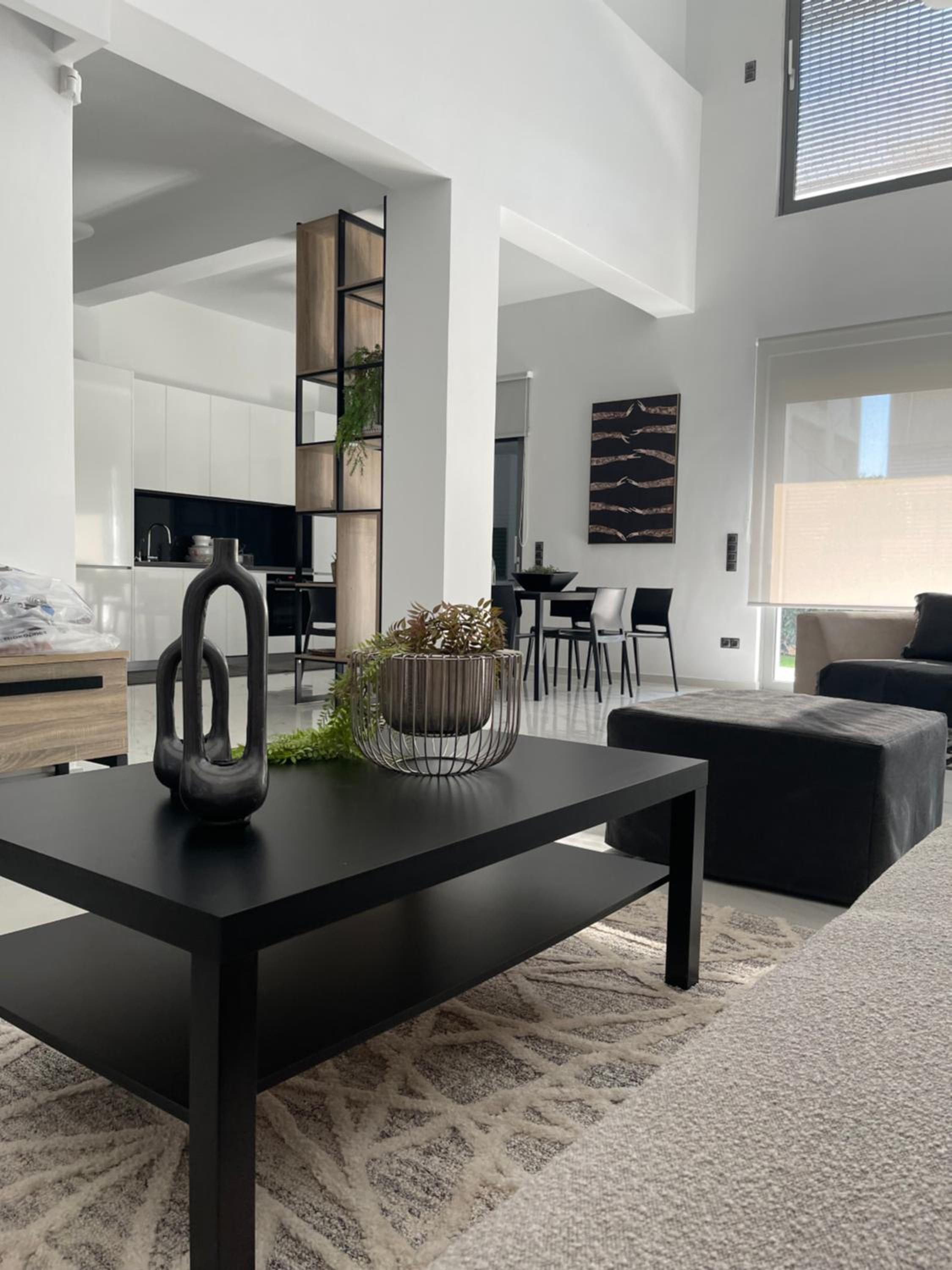The Lop Athens Holidays Luxury Suites