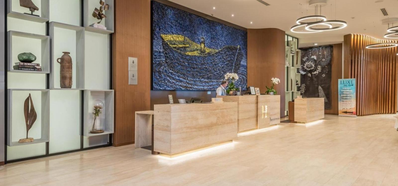 Beautiful Beachfront Penthouse