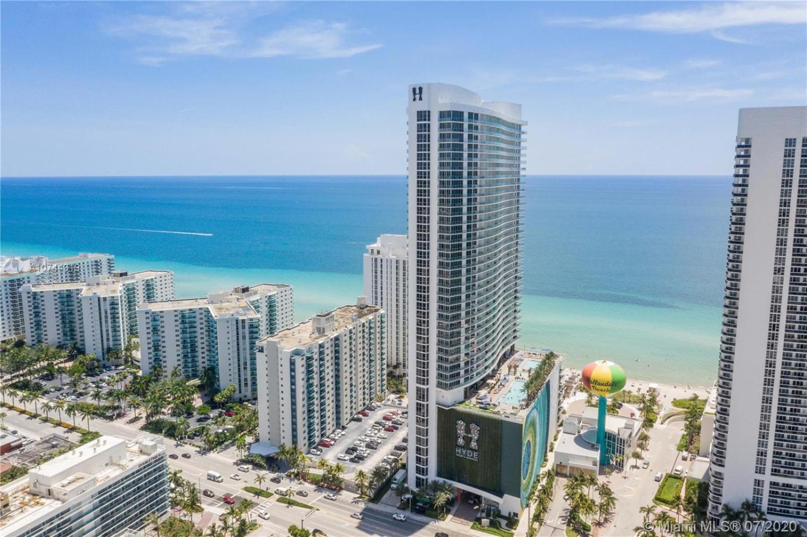 Beautiful Beachfront Penthouse