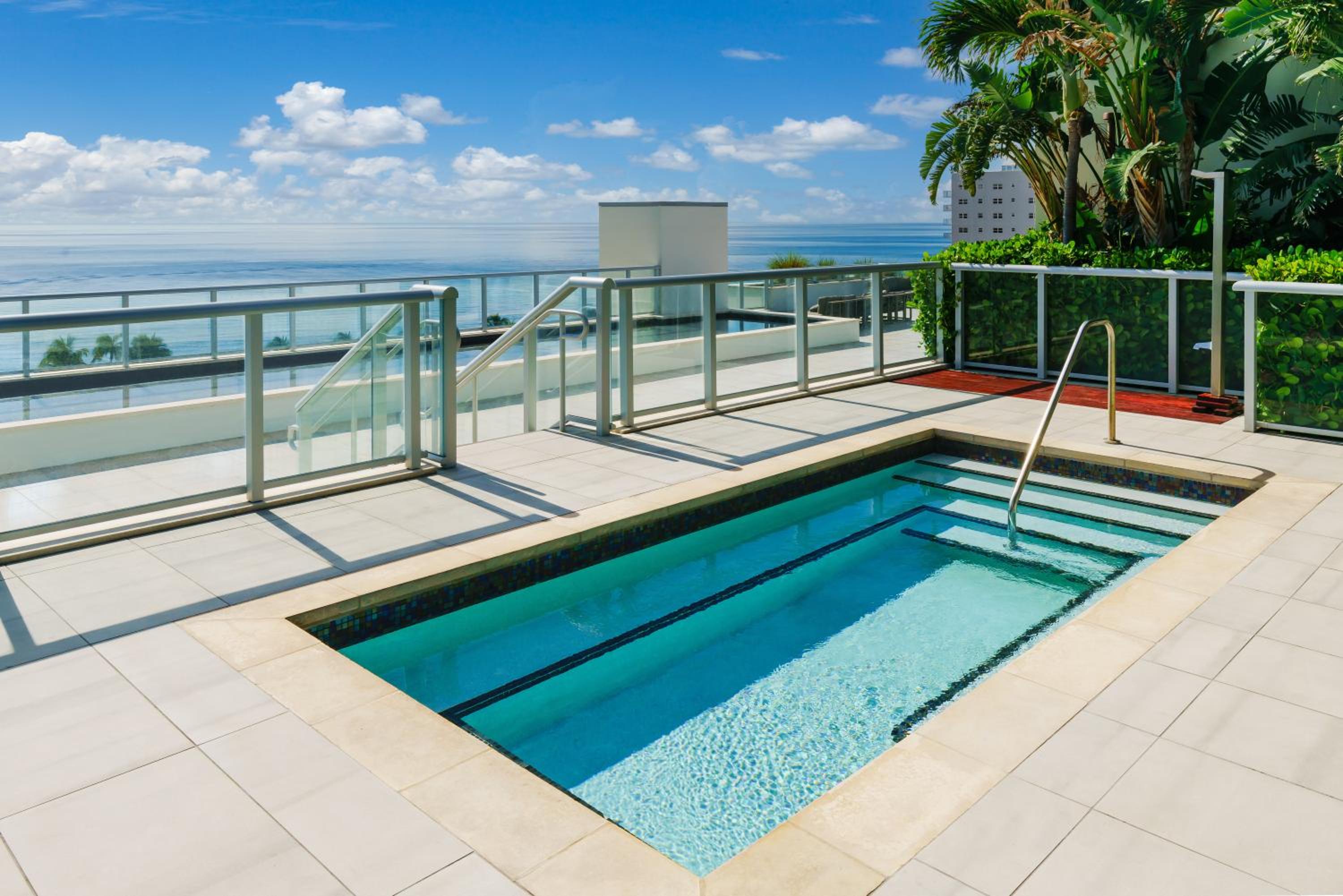 Costa Hollywood Beach Resort - An All Suite Hotel