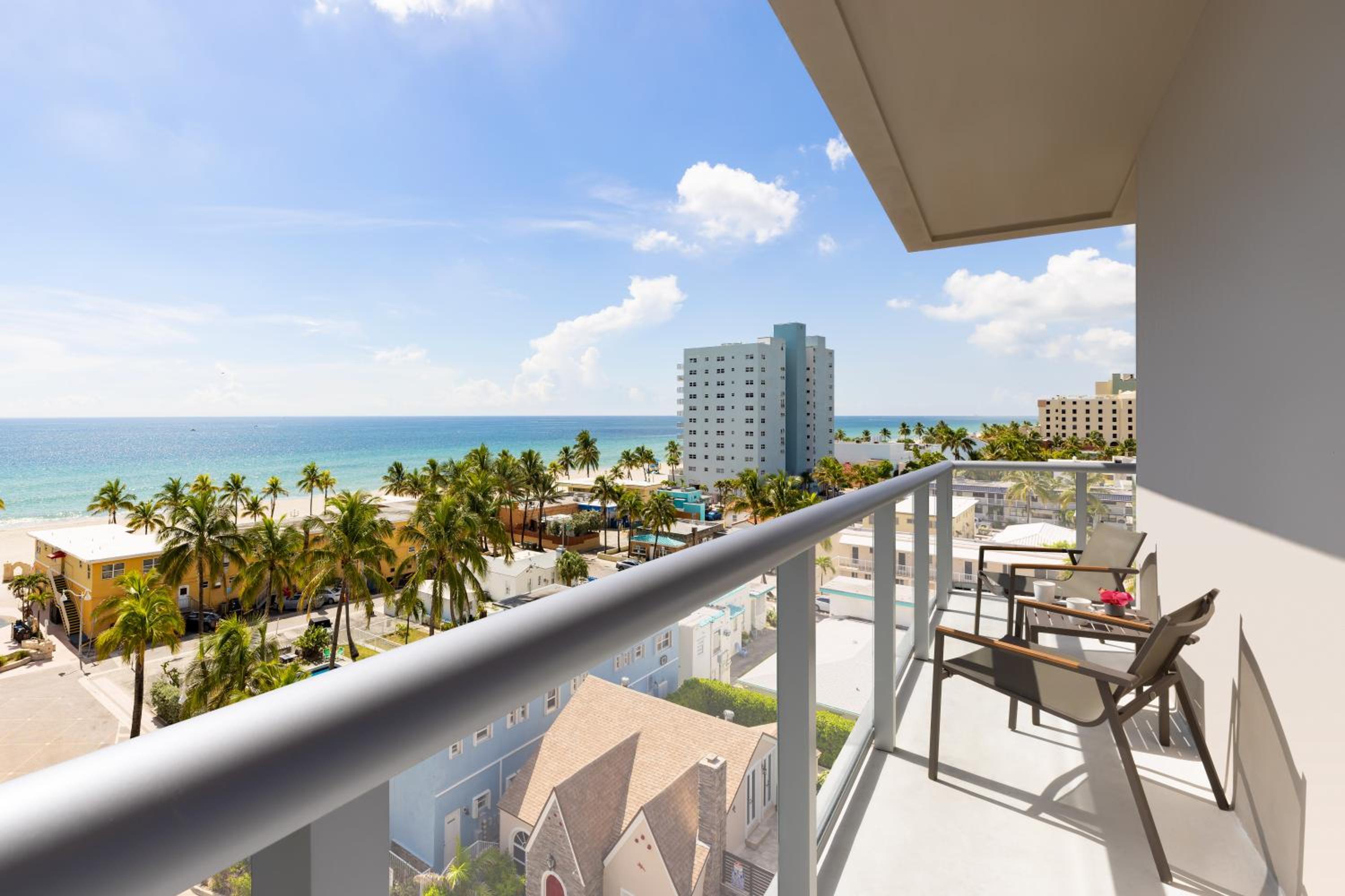 Costa Hollywood Beach Resort - An All Suite Hotel