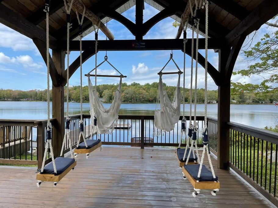 Bespoke Lake Cottage
