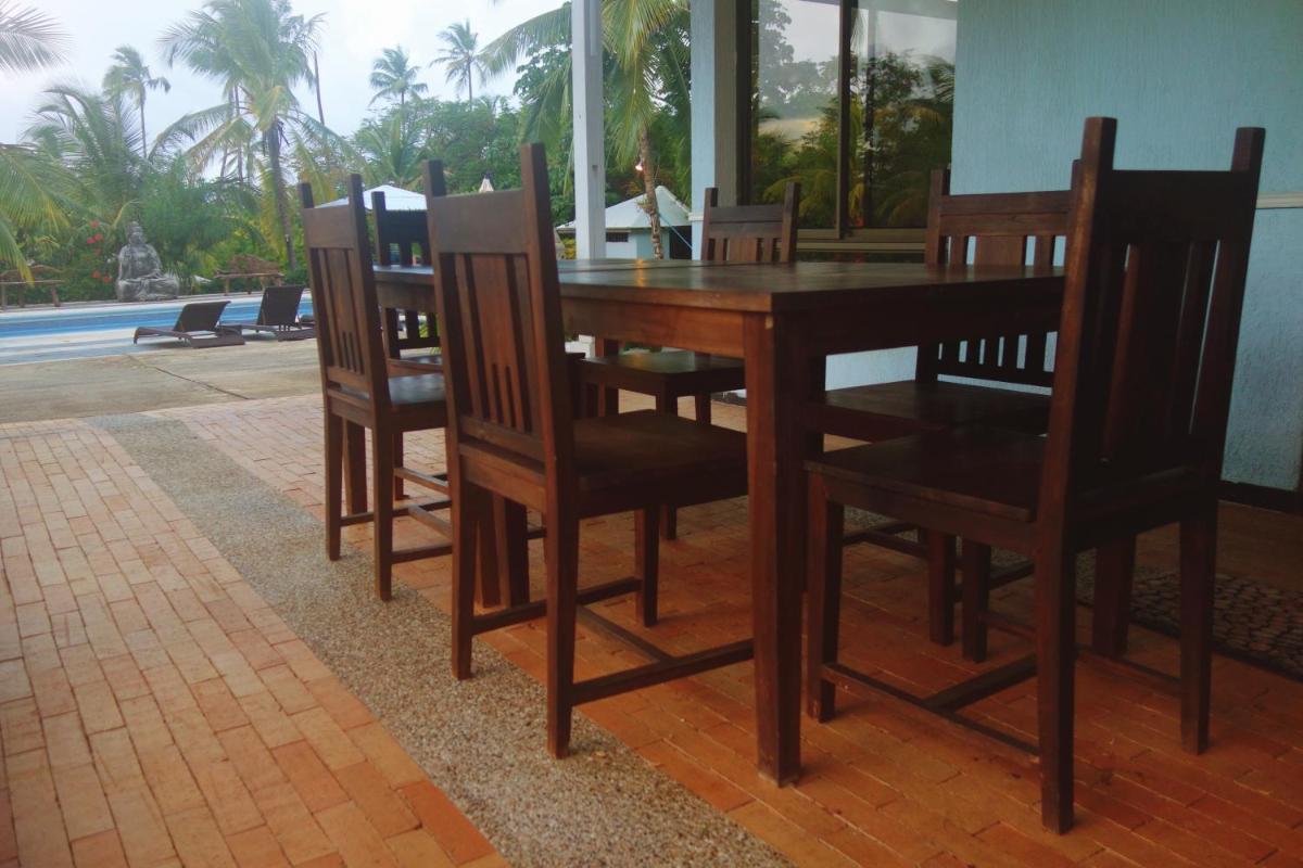 outdoor BBQ area