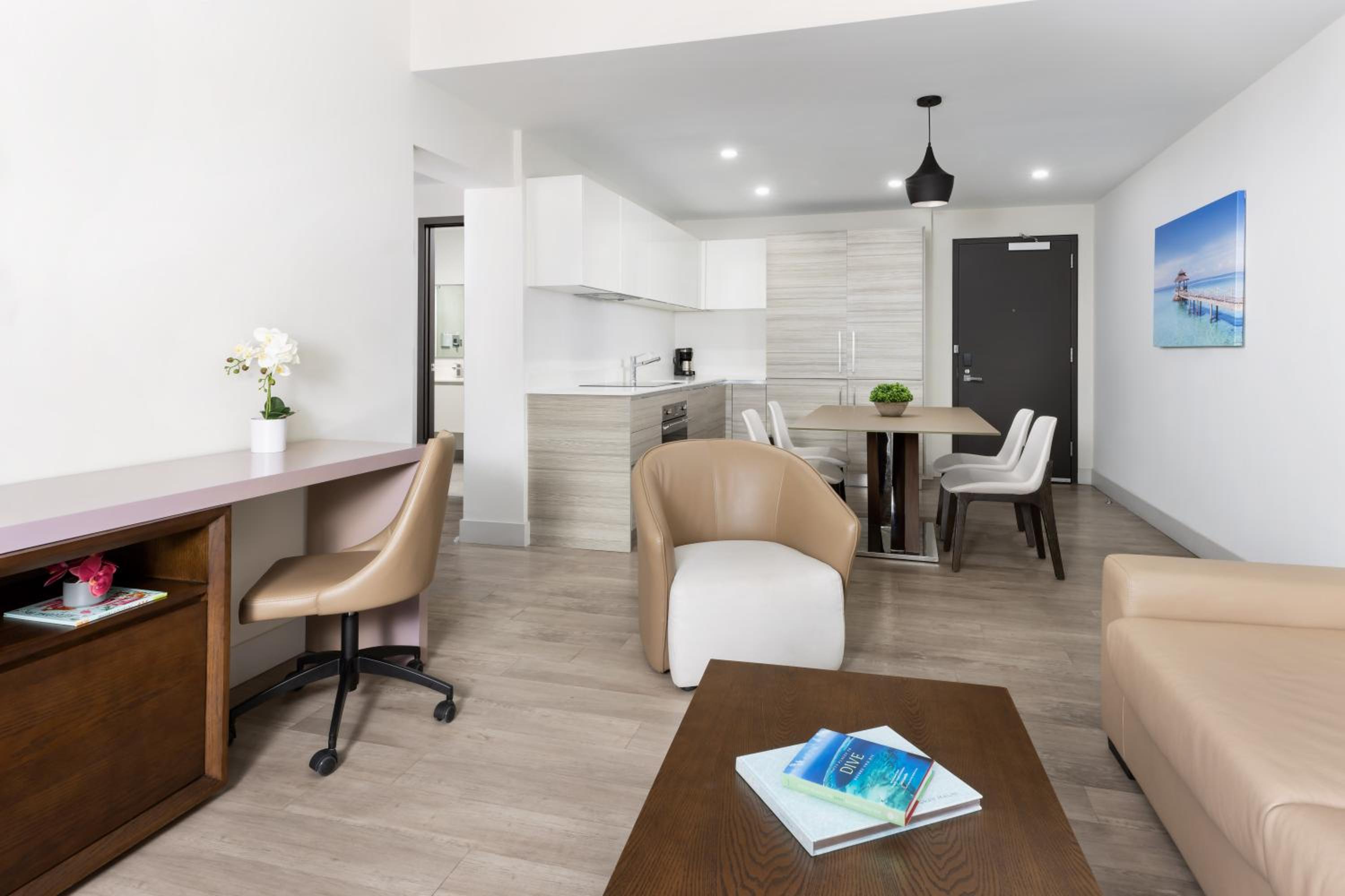Costa Hollywood Beach Resort - An All Suite Hotel