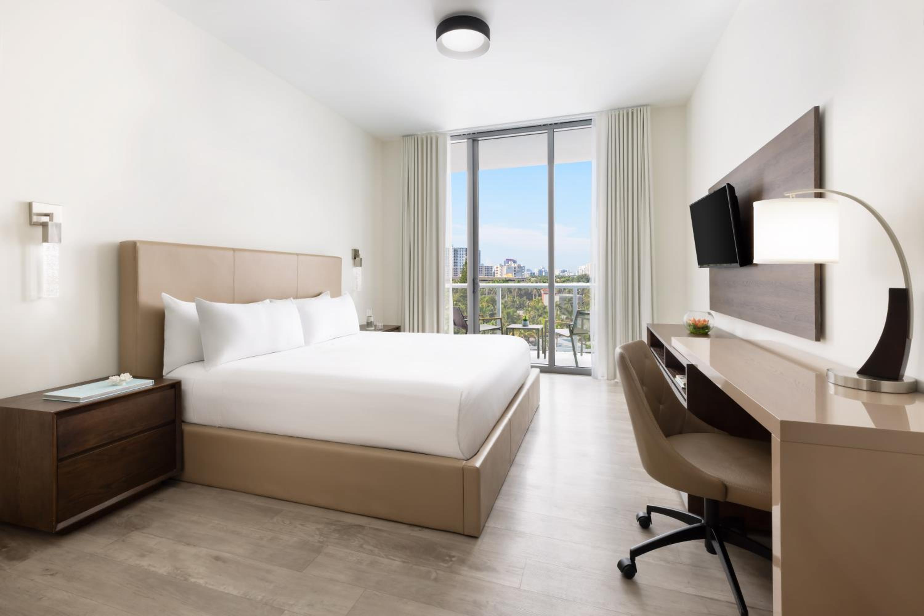 Costa Hollywood Beach Resort - An All Suite Hotel