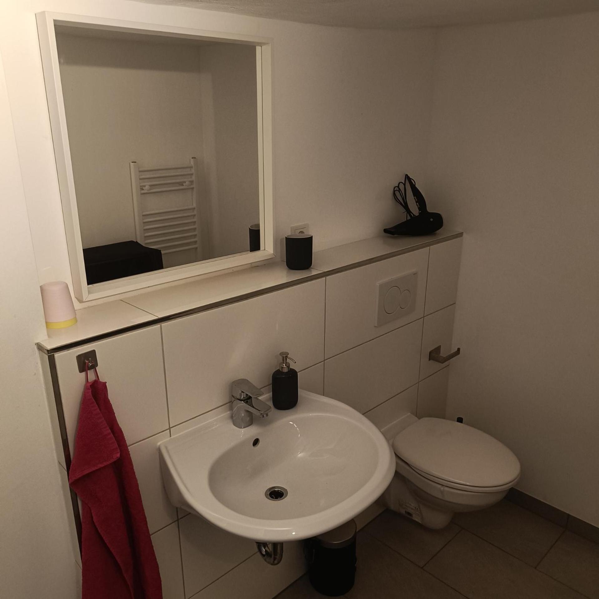 Apartments & möblierte Zimmer in Kahl am Main, Self-Check-In, W-Lan, Küchenzeile für Selbstversorgung, PKW-Platz