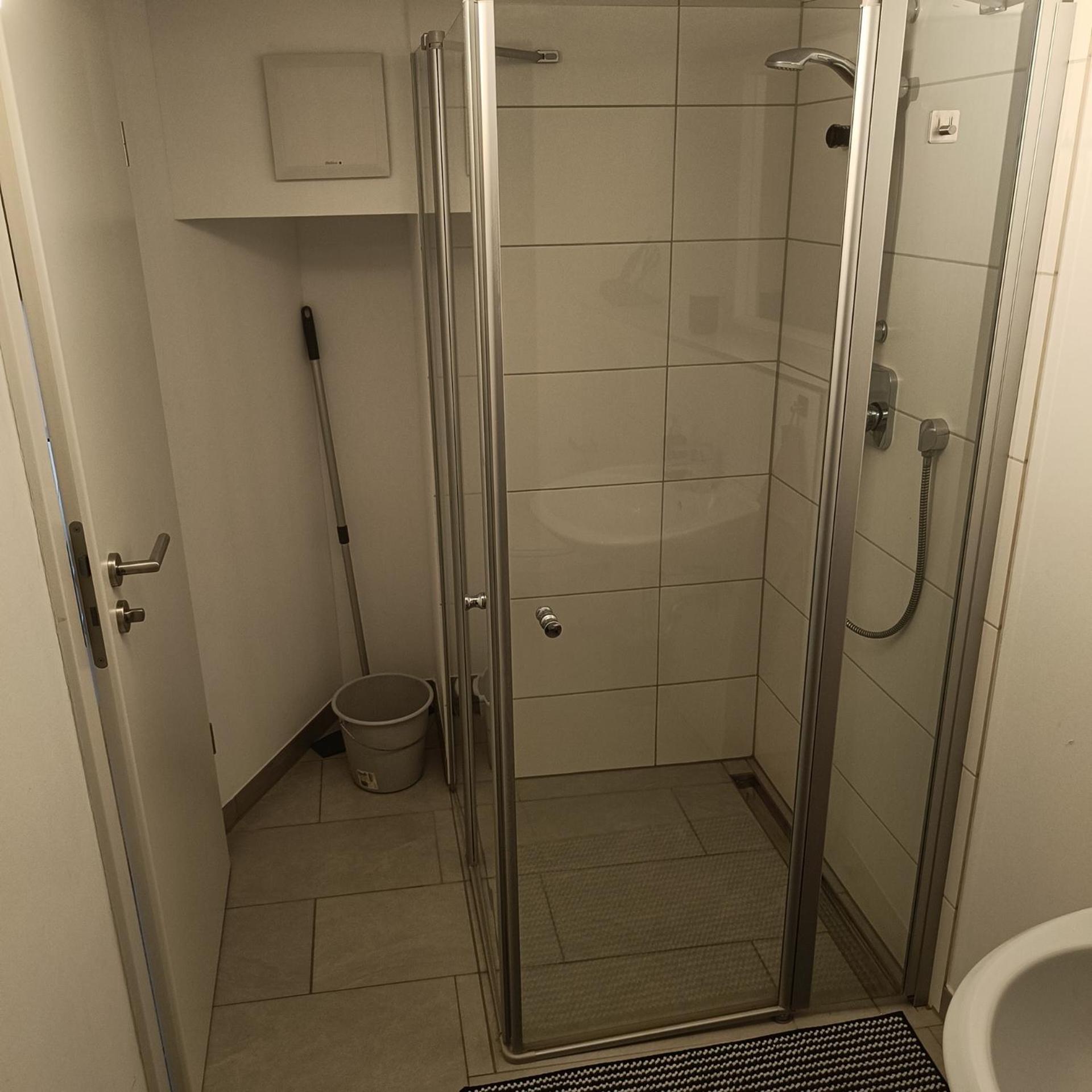 Apartments & möblierte Zimmer in Kahl am Main, Self-Check-In, W-Lan, Küchenzeile für Selbstversorgung, PKW-Platz