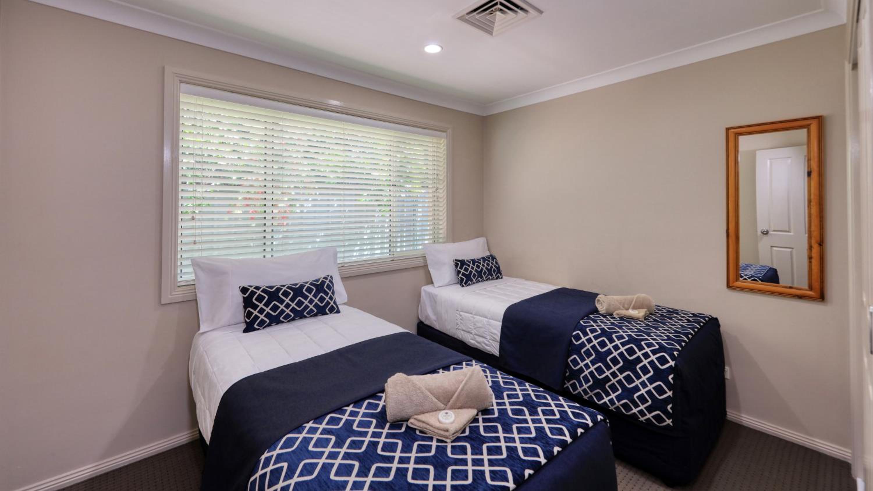 Edward Parry Motel and Apartments