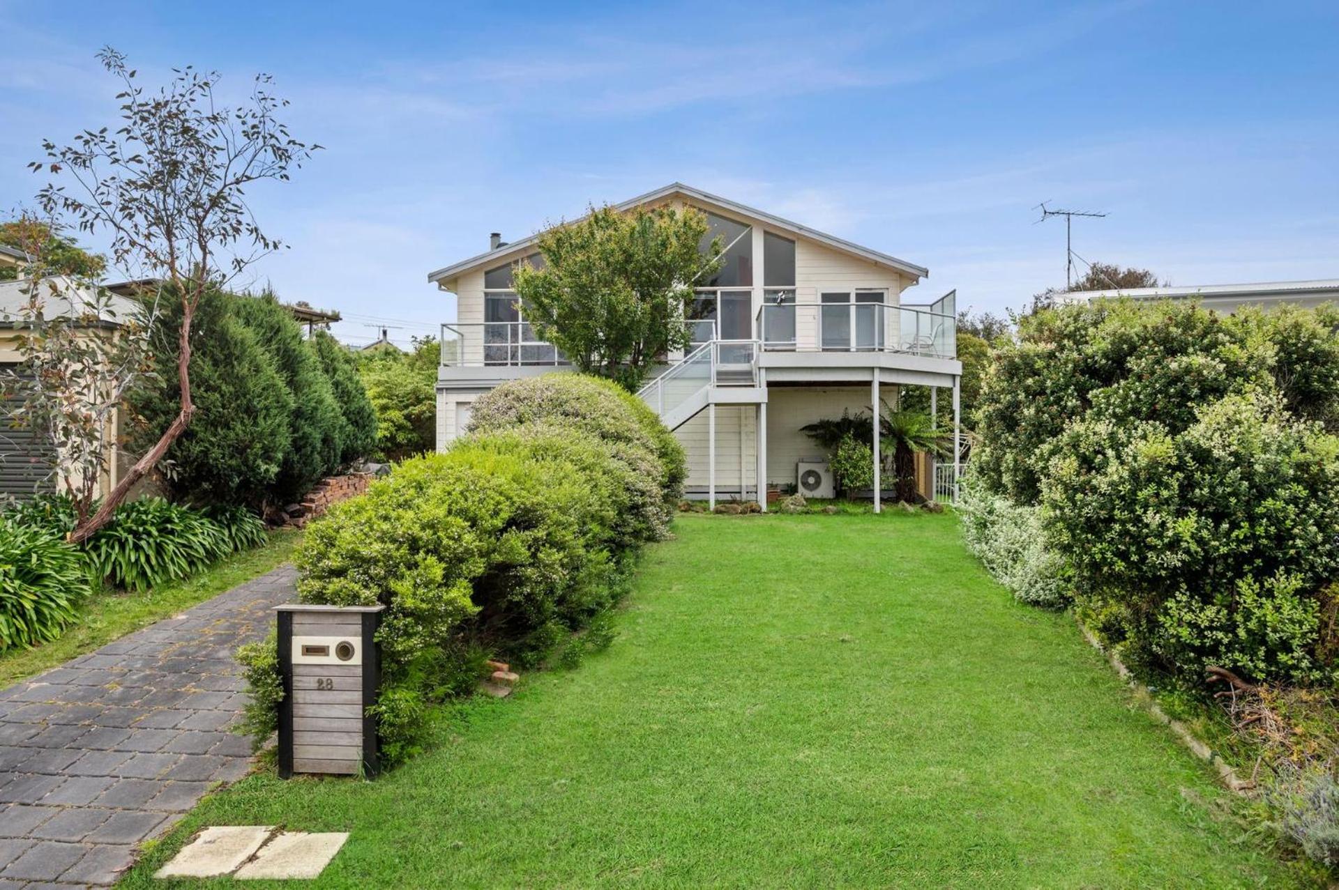Kinloch Beach House 28