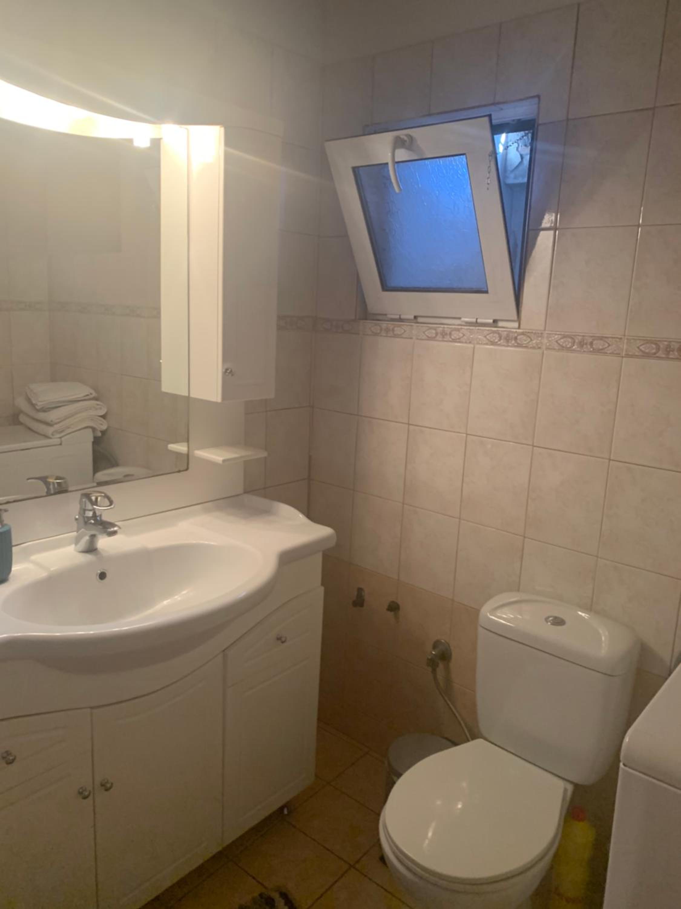 Awesome Home 3' from Metro (M3) Station Agia Paraskevi