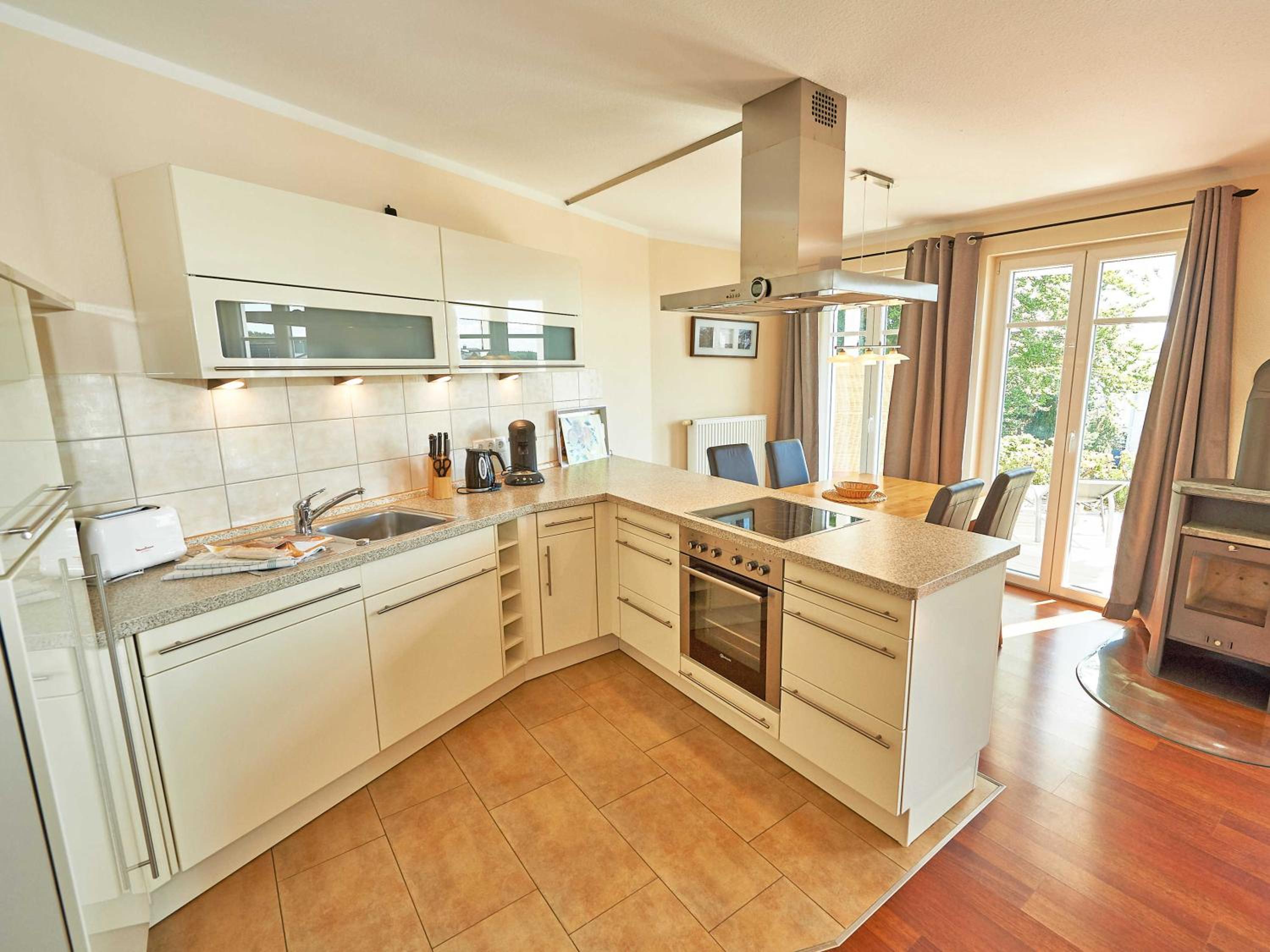 Villa Sommerwind - WG 02 mit Terrasse, Kamin und Sauna