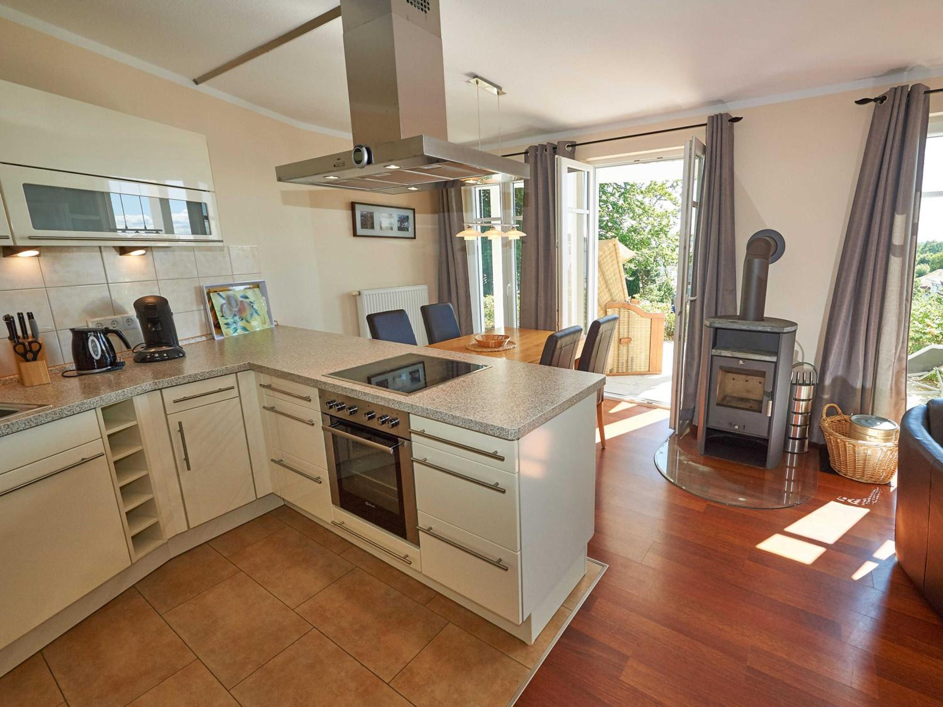 Villa Sommerwind - WG 02 mit Terrasse, Kamin und Sauna