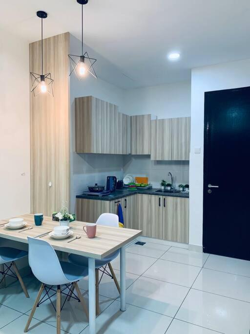 Stay@ Kiara Plaza Kajang/Semenyih FREE Wifi/Car Park photo 3