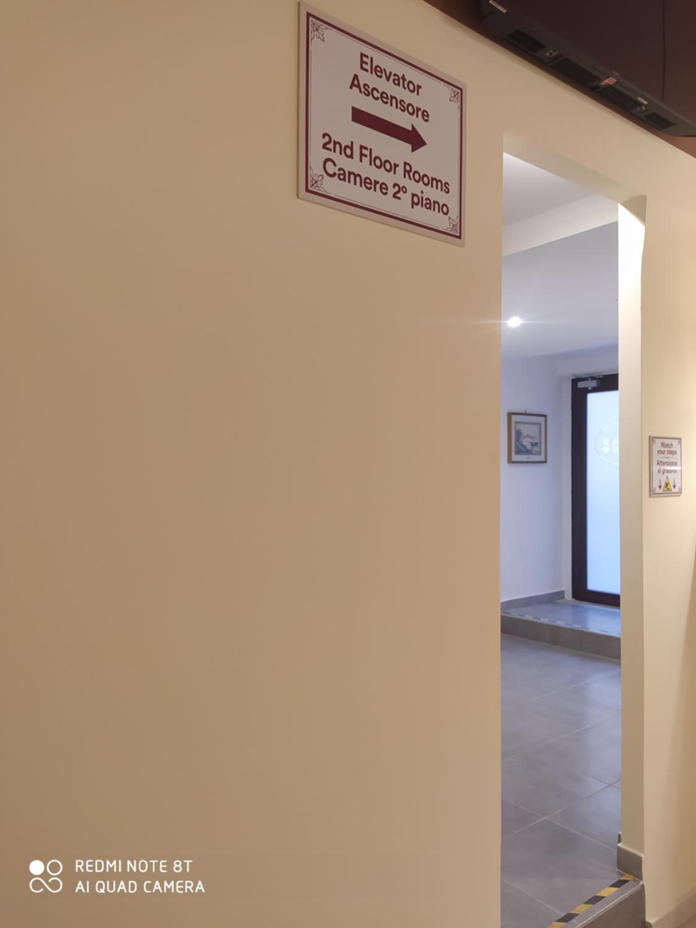 DONNA LUCREZIA b&b Boutique Hotel Style - RELAX & BUSINESS STAY