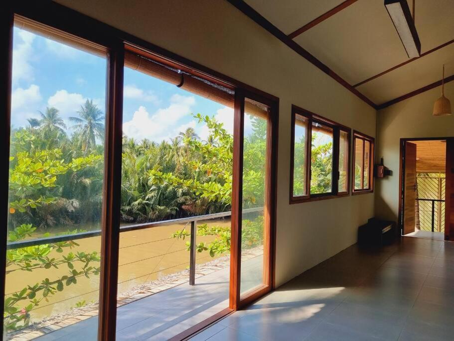The Zen - InnerZen Mekong Riverside homestay Ben Tre 1 bed for 1-2 persons, 2 beds for 3-4 persons
