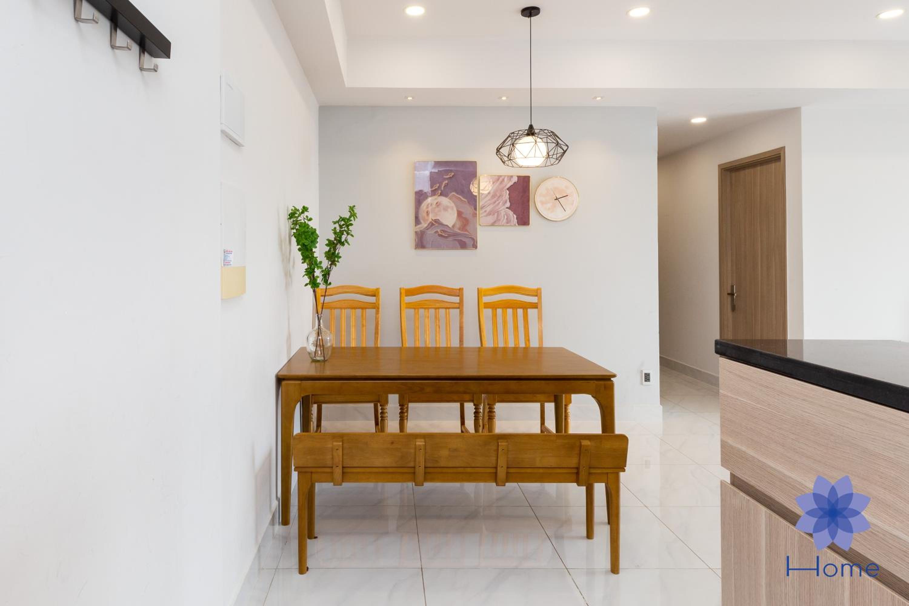Home, Cosy&Luxury Apartment - 5mins to Airport, Free Pool&Gym, Airport Pick up Service