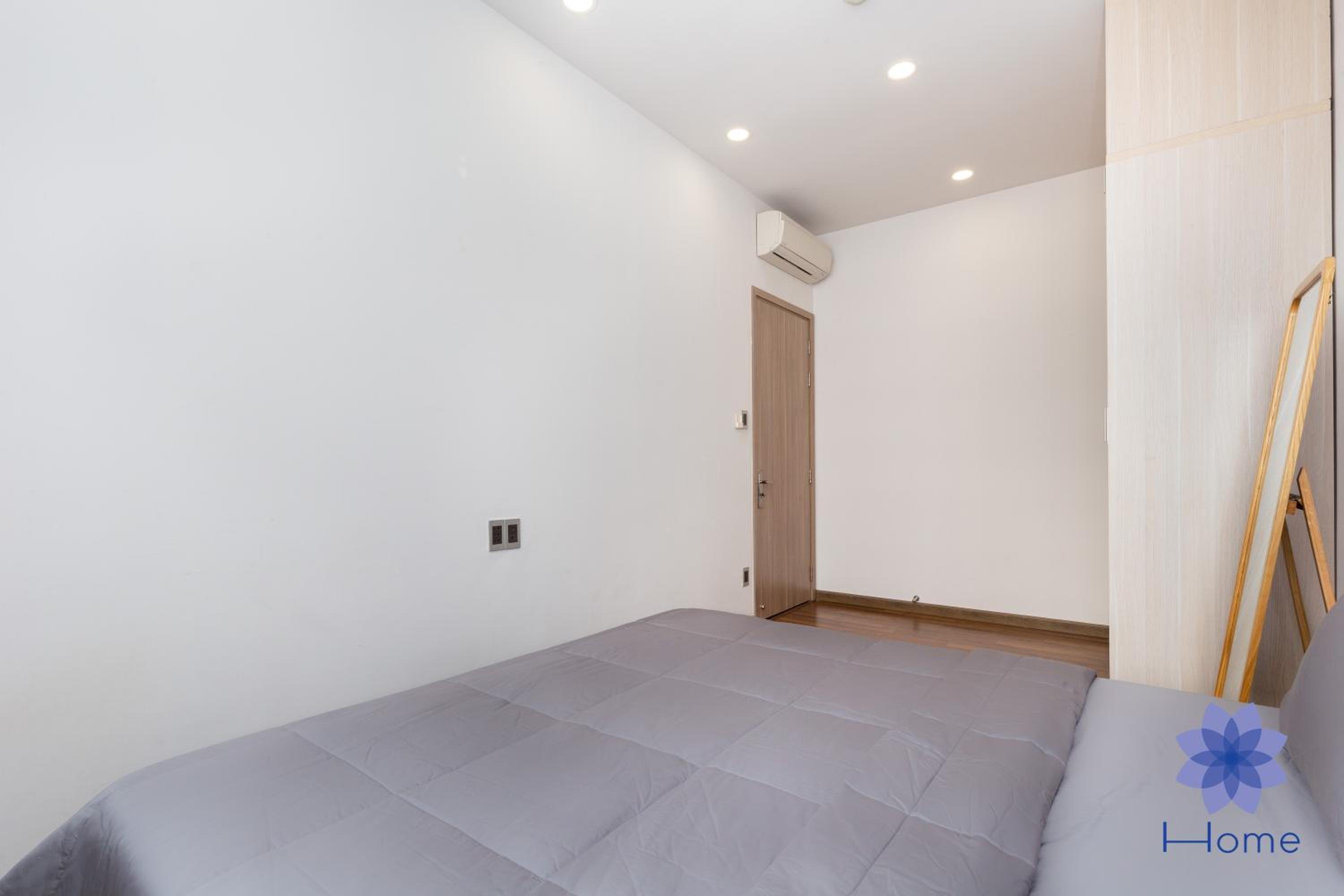 Home, Cosy&Luxury Apartment - 5mins to Airport, Free Pool&Gym, Airport Pick up Service