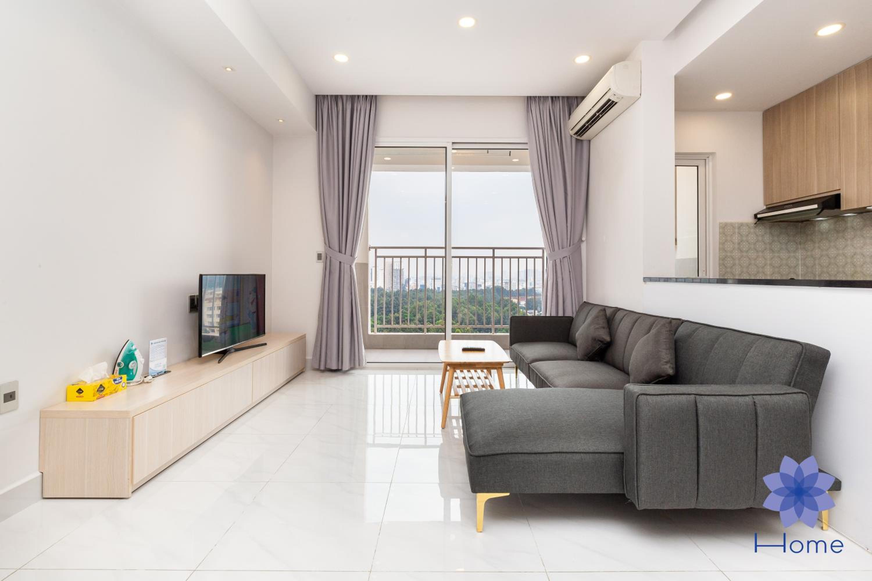 Home, Cosy&Luxury Apartment - 5mins to Airport, Free Pool&Gym, Airport Pick up Service