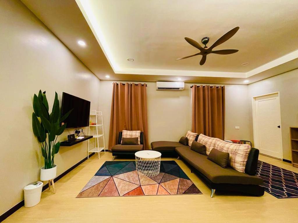 NurHumaira Homestay photo 7