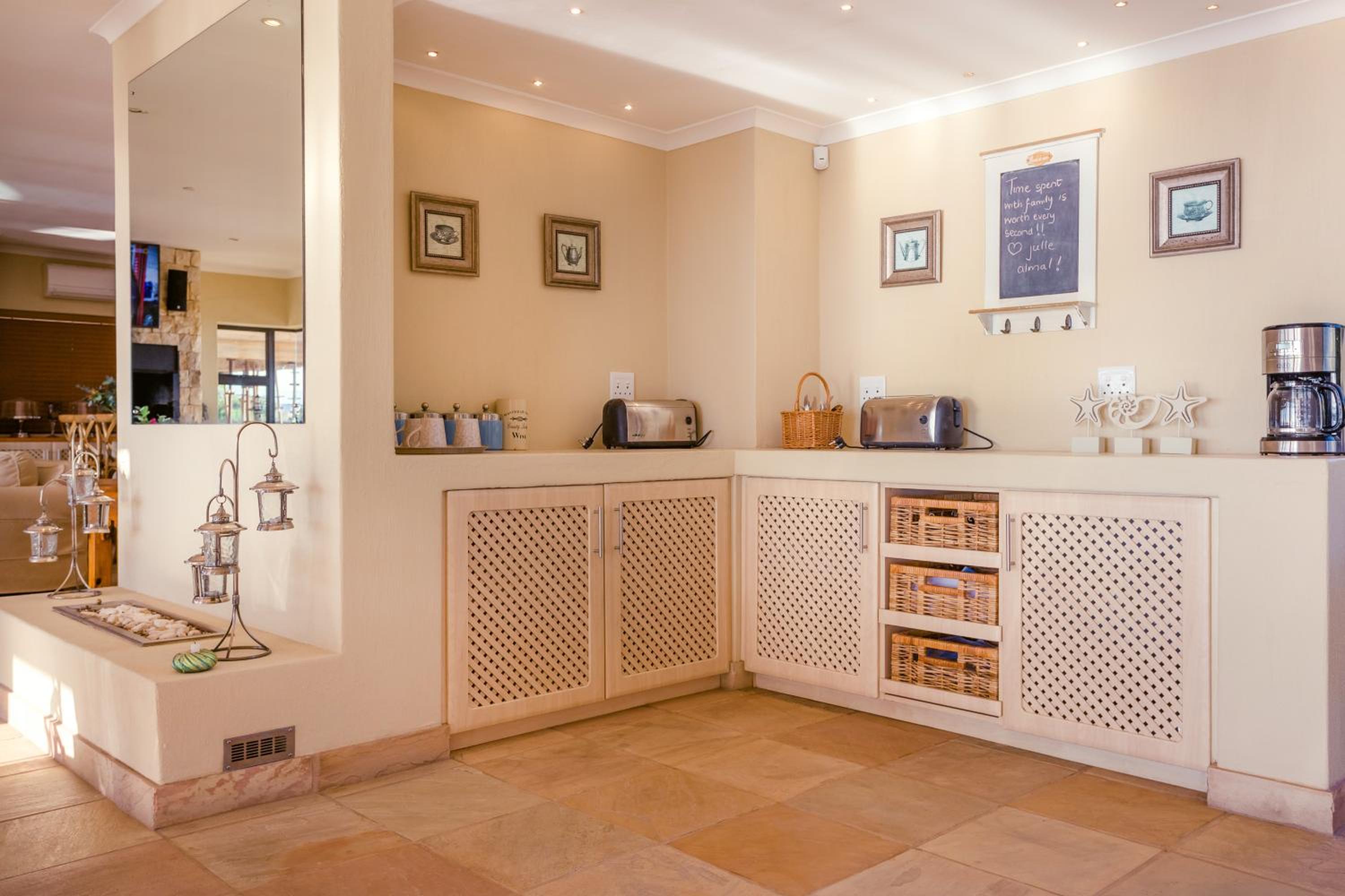 Whale Waters Self Catering Gansbaai