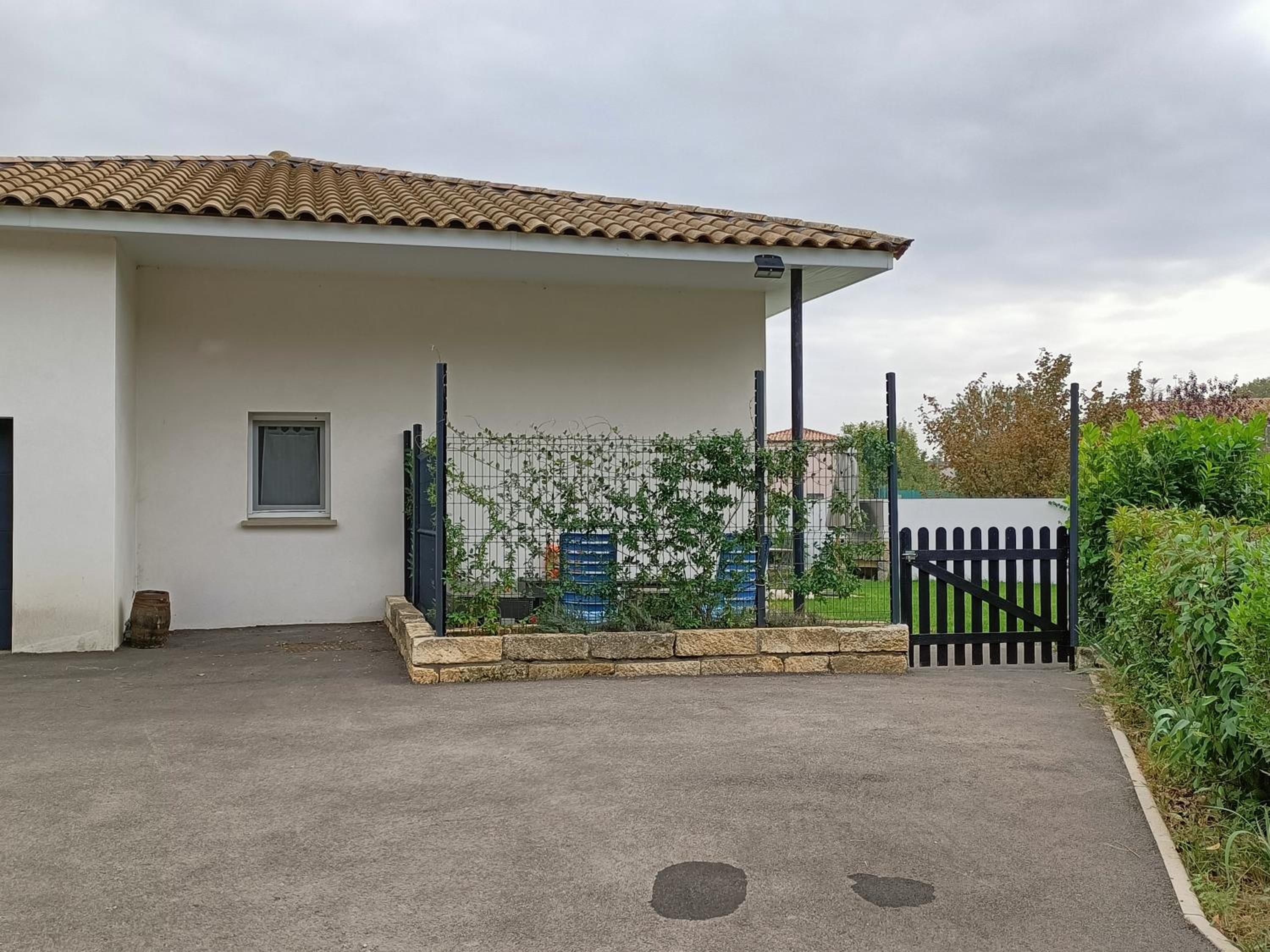 Maison calme avec jardin et parking à 15mn de la mer La grande motte ou Le Grau du roi view 3