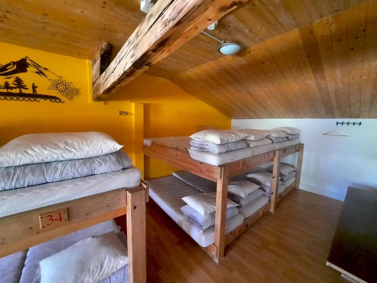 Mountain Hostel Gimmelwald 21