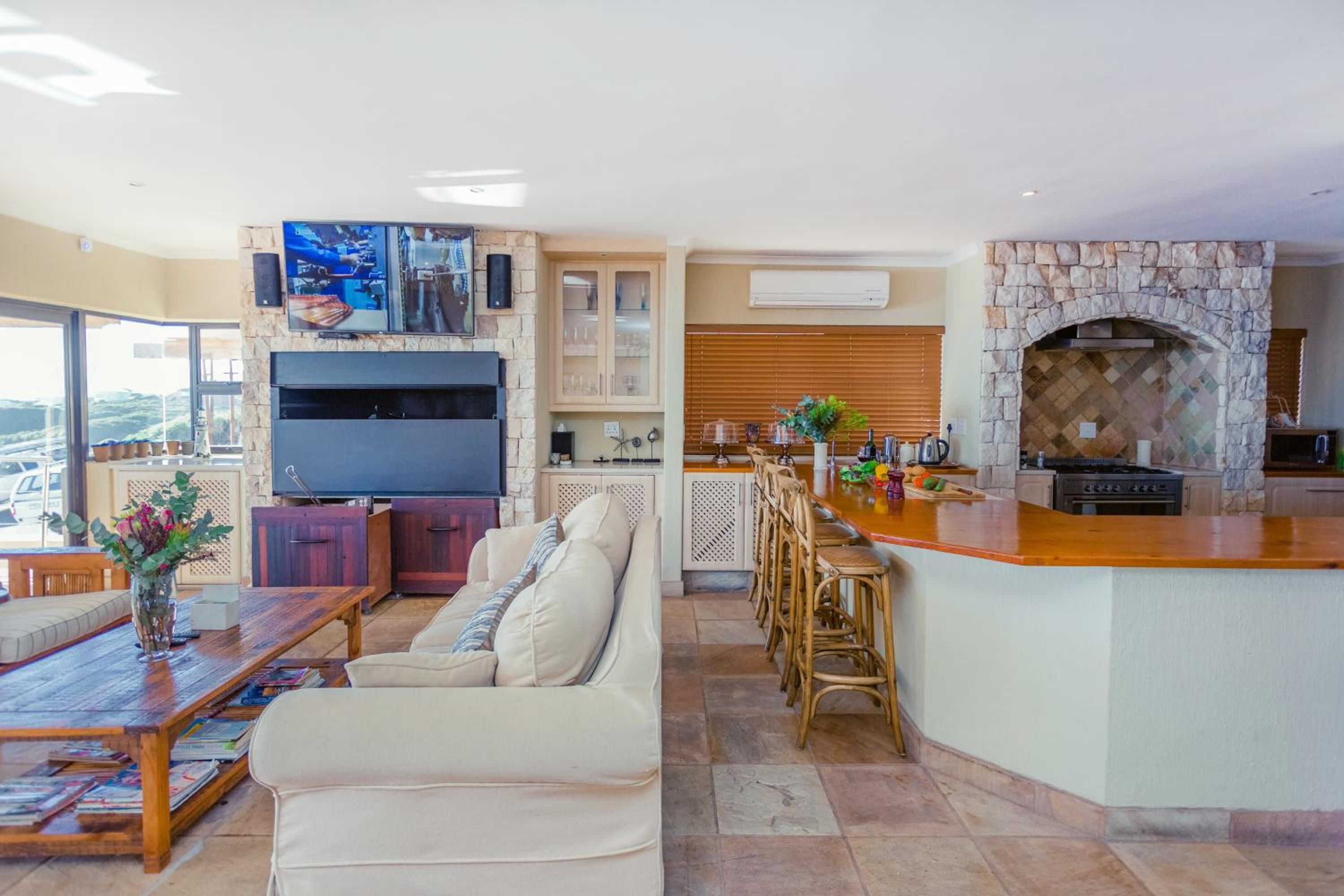 Whale Waters Self Catering Gansbaai