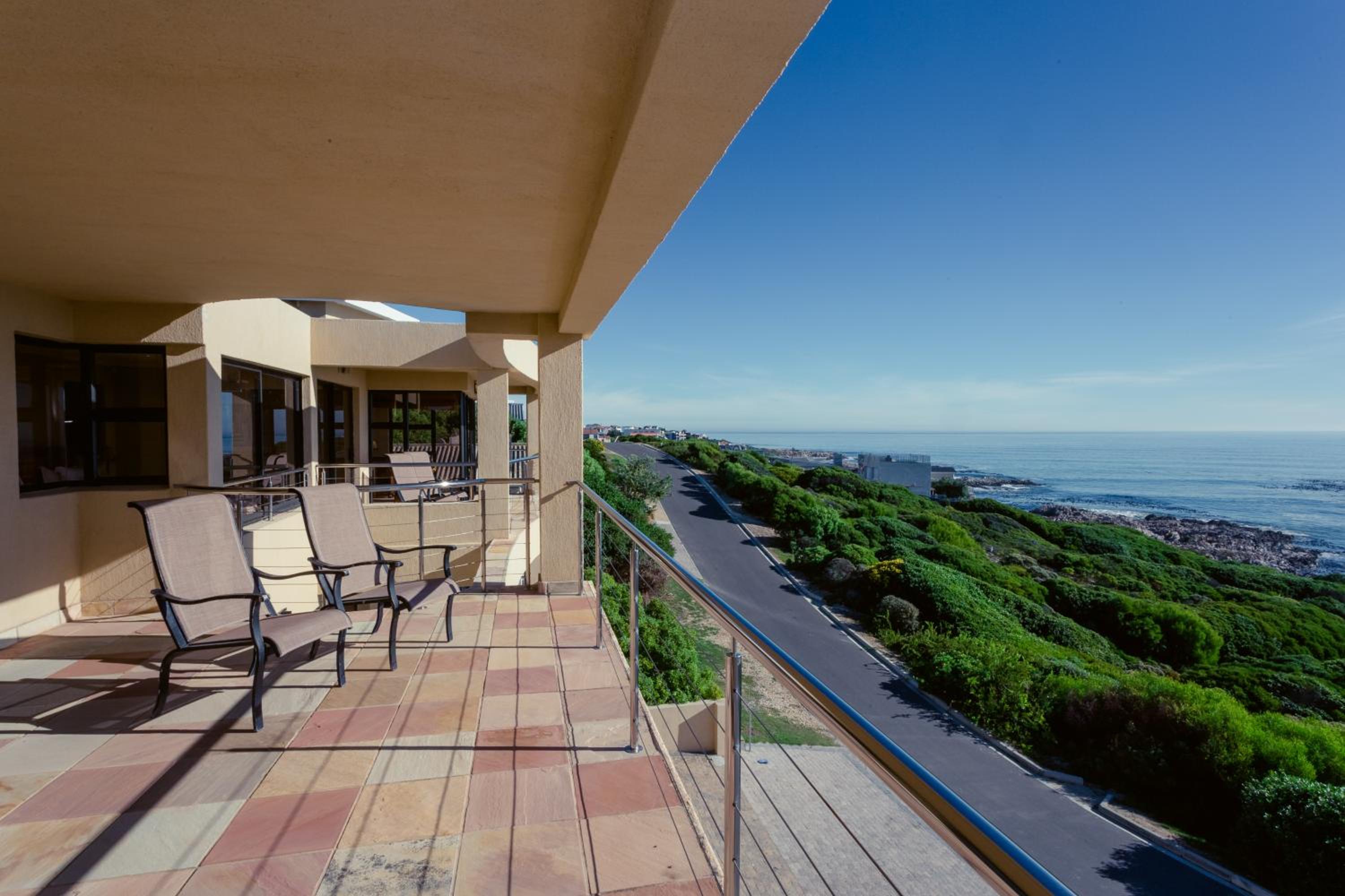 Whale Waters Self Catering Gansbaai