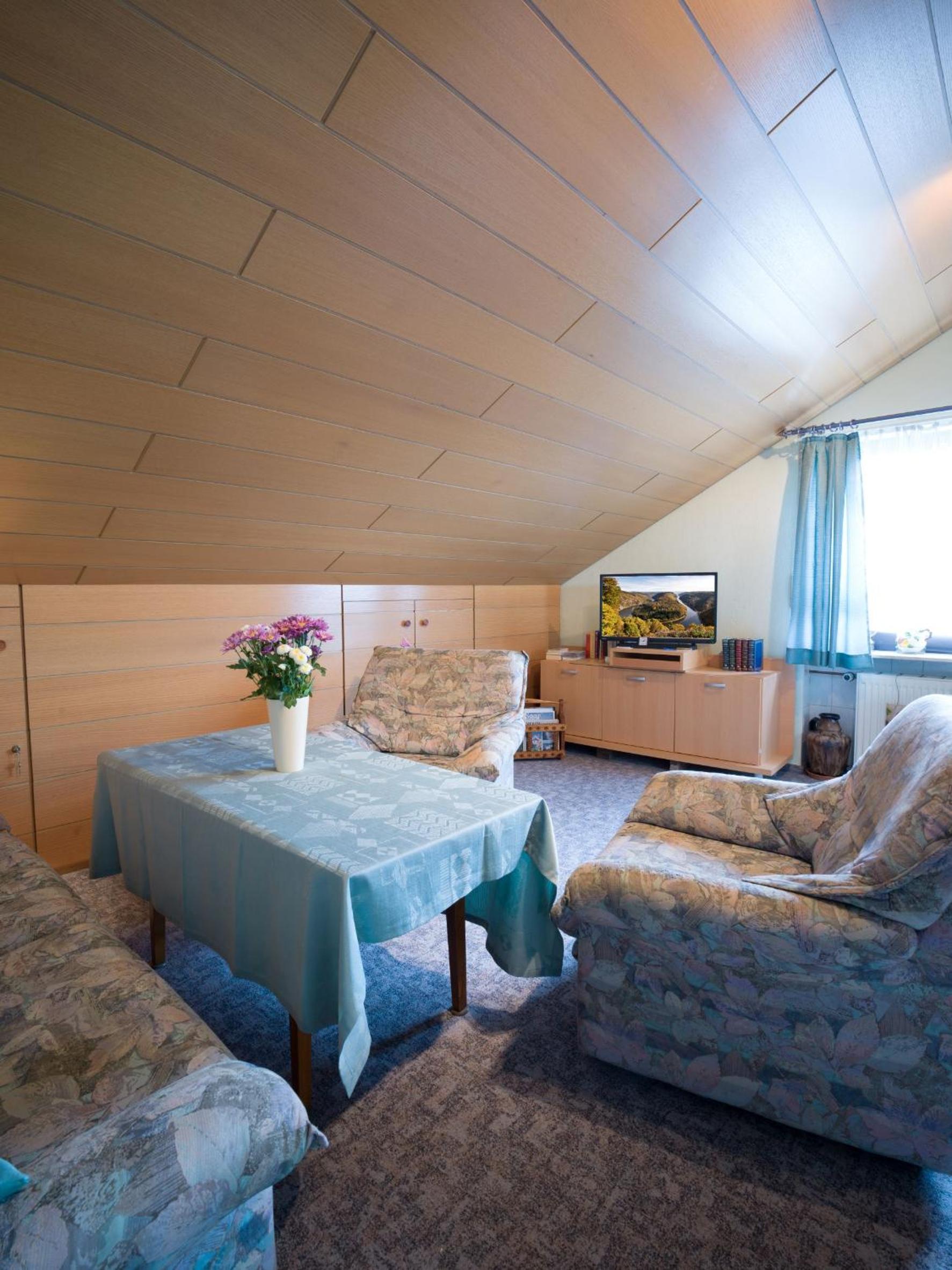 Ferienwohnung Christel Lorenz en Merzig — hotel room