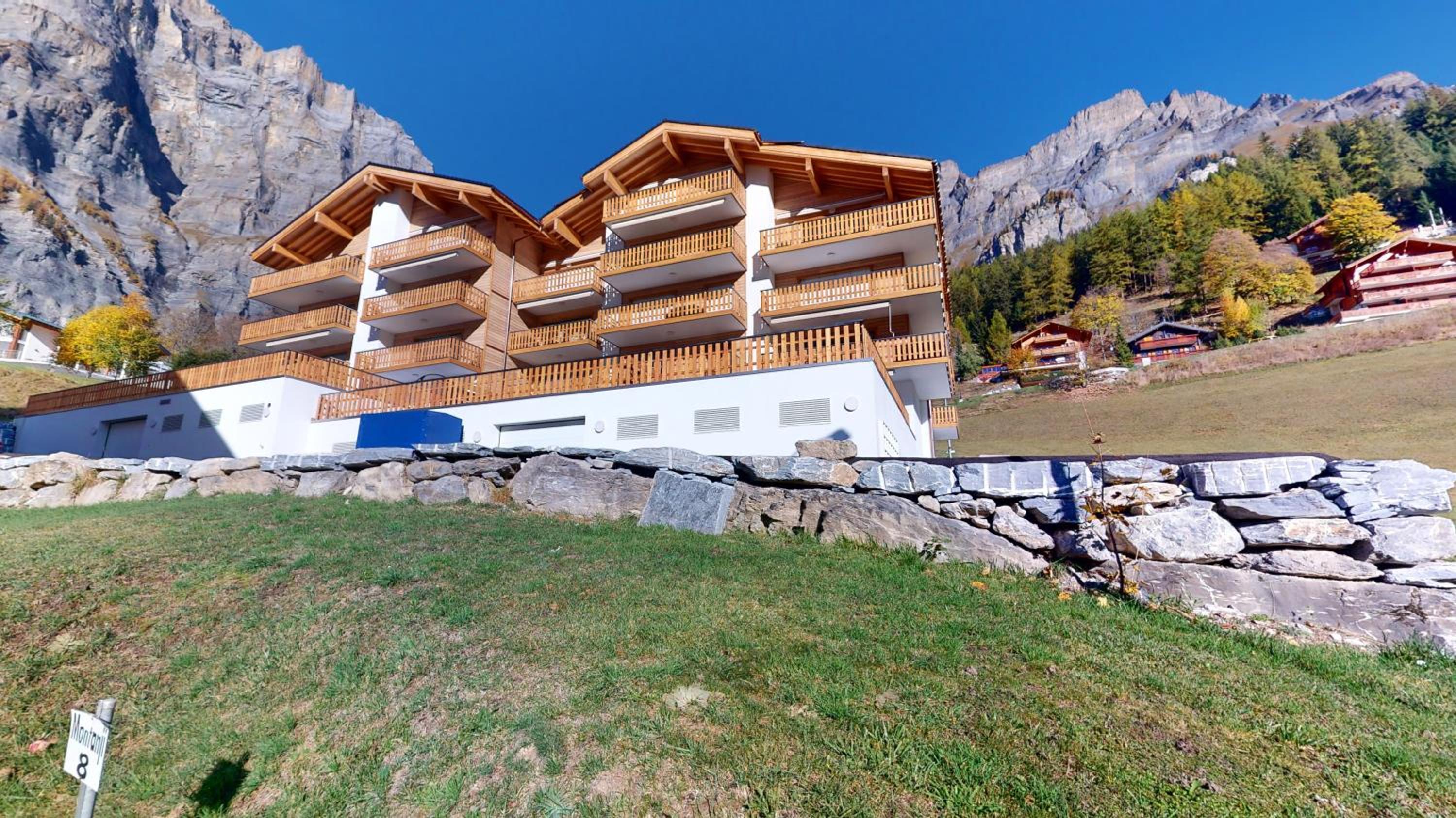 Spacious apartment - beautiful terrace with view