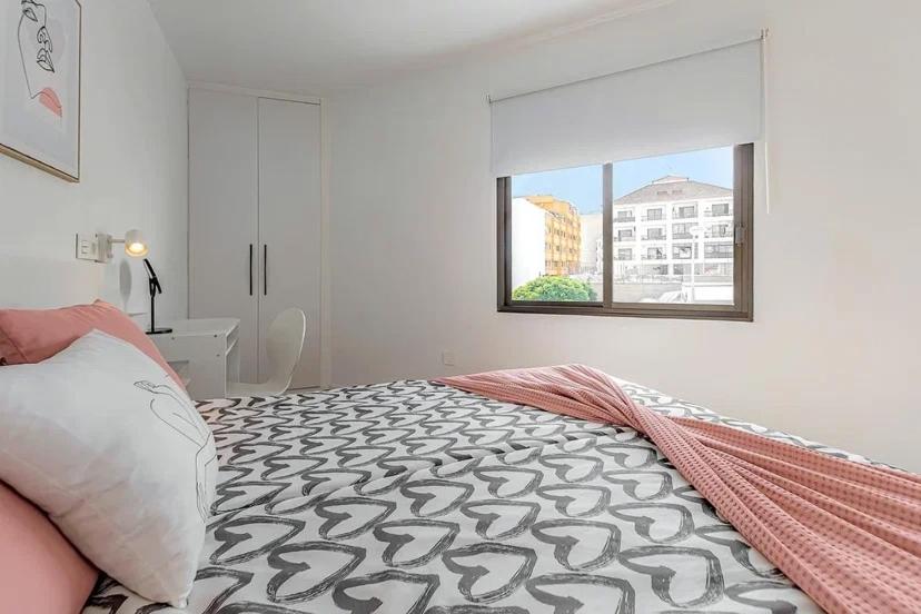 Tenerifeopenhome Central corner relax, wifi, breakfast, beach Los Cristisnos
