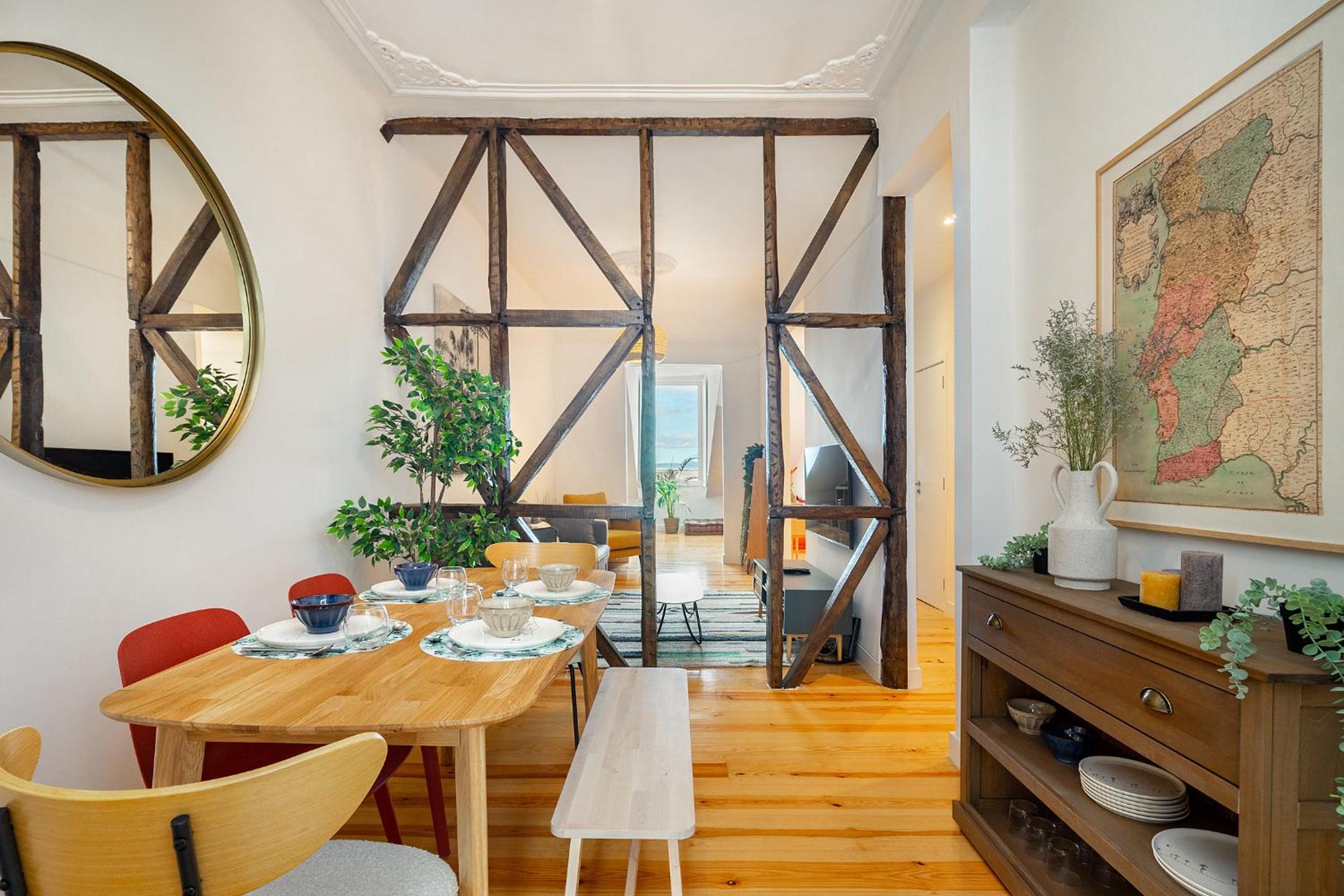WHome Riverside View 2-Bed for Remote Workers & Digital Nomads