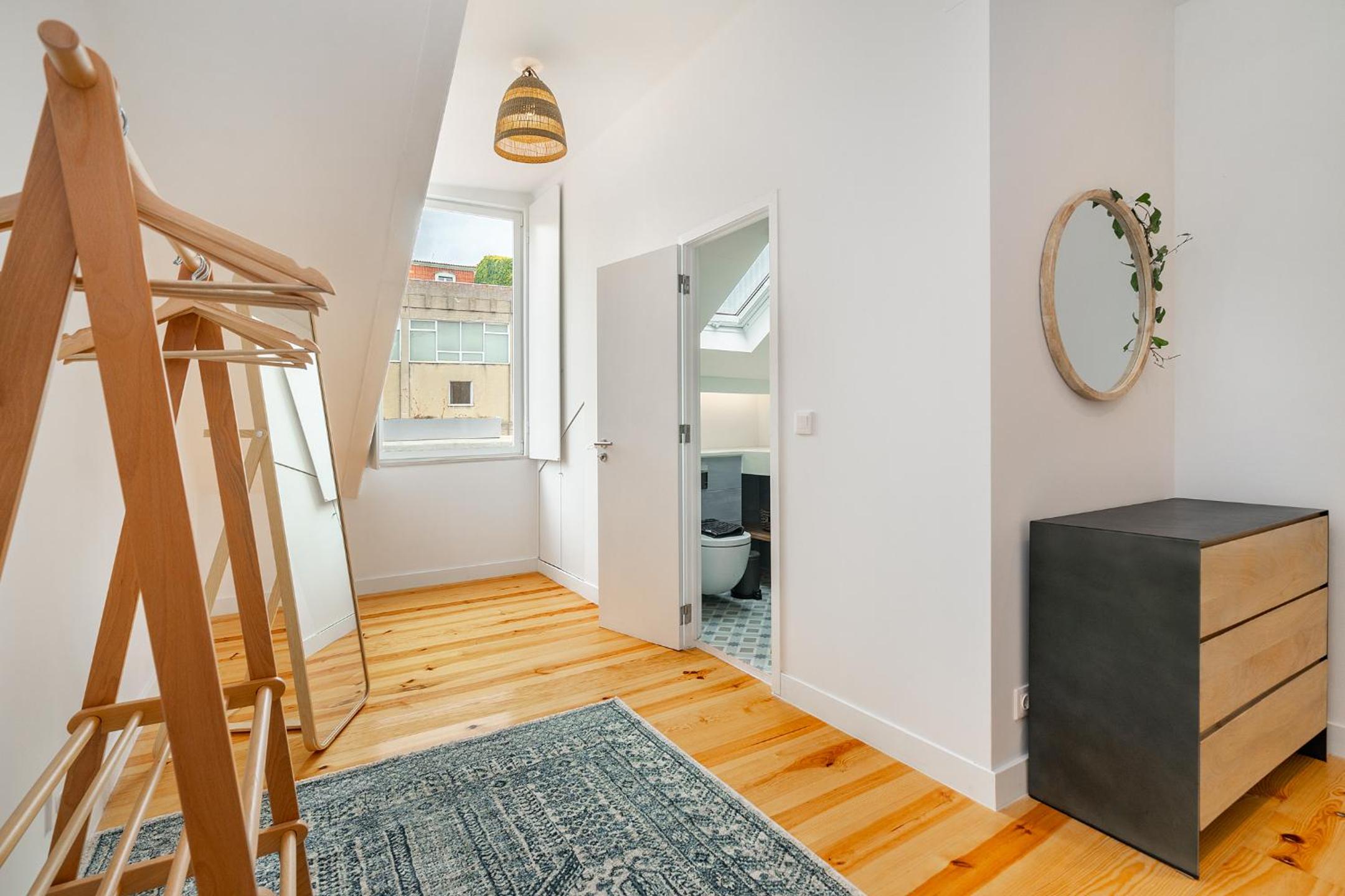 WHome Riverside View 2-Bed for Remote Workers & Digital Nomads photo 3