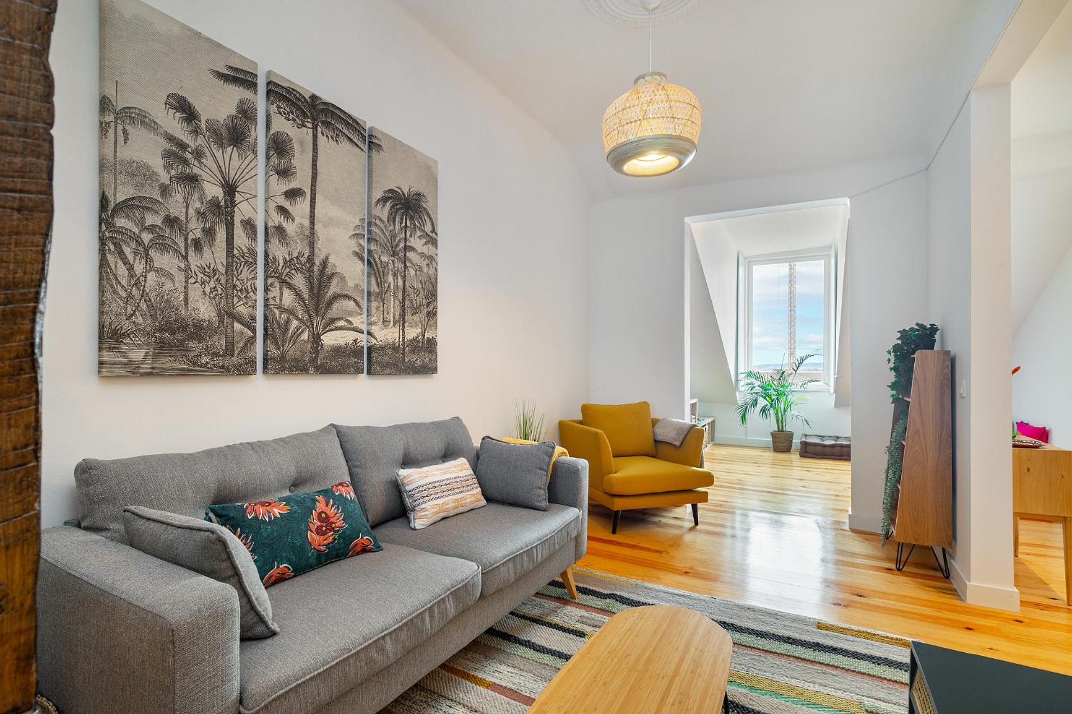 WHome Riverside View 2-Bed for Remote Workers & Digital Nomads