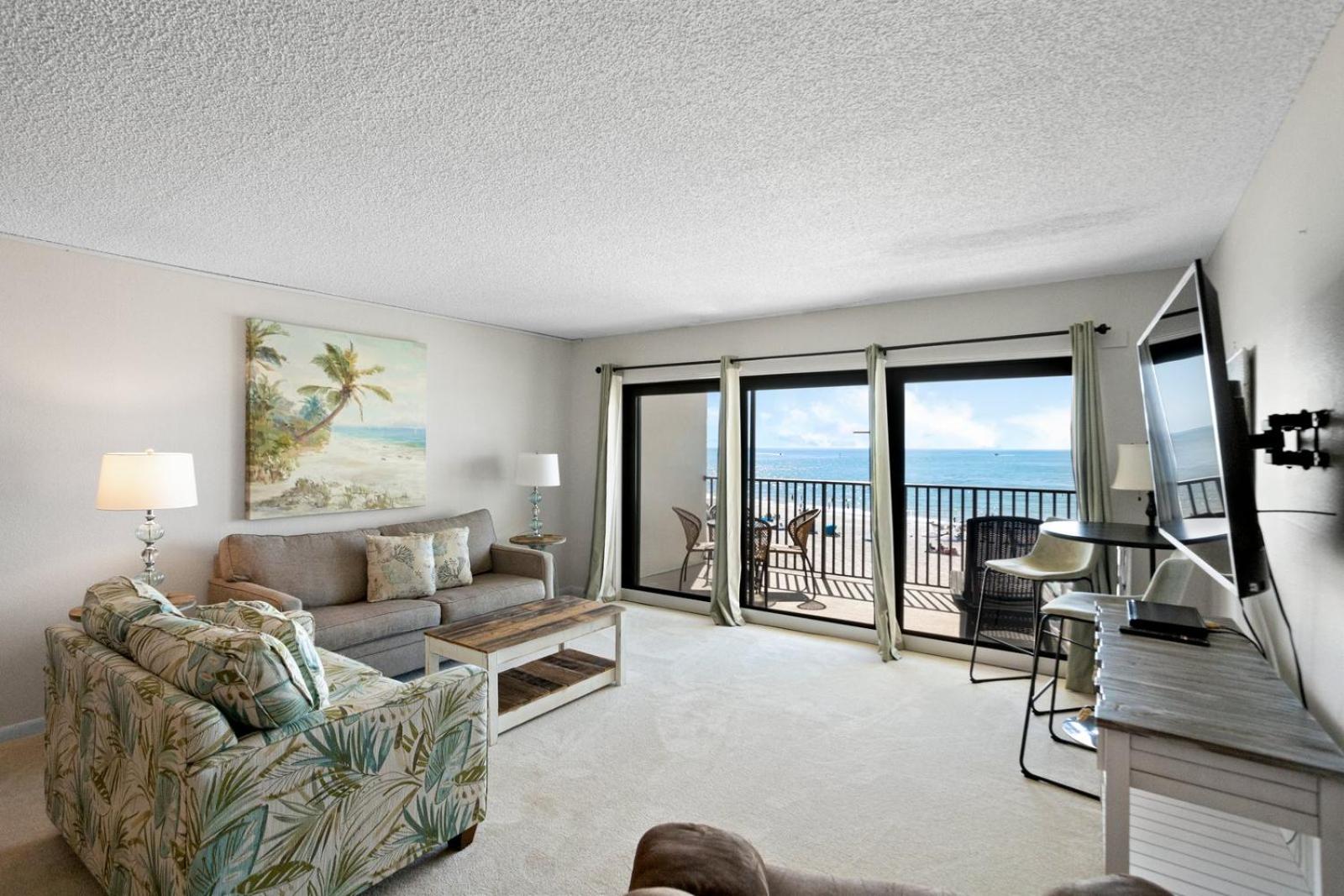Direct Beachfront - Updated - Sandy Shores #304