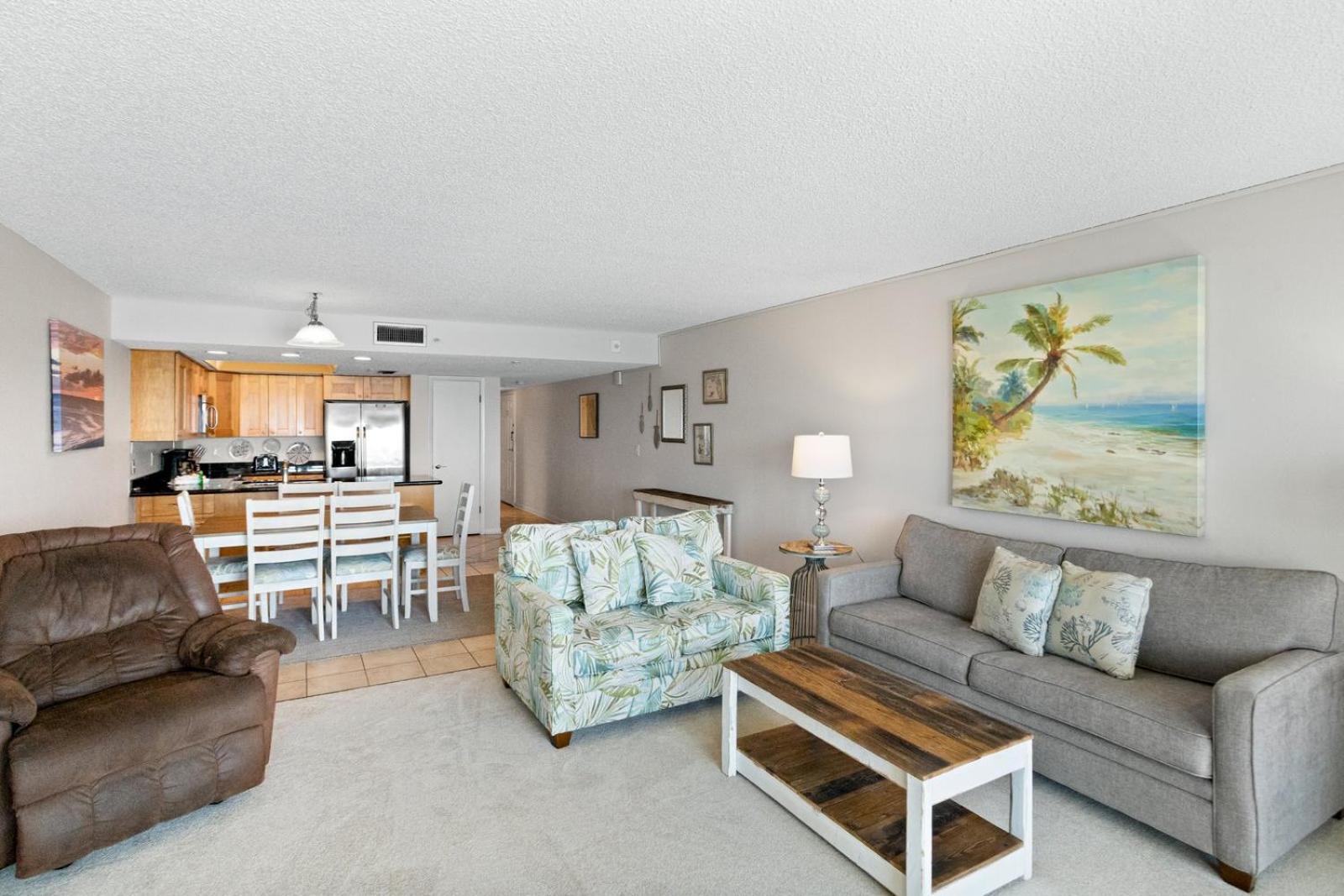 Direct Beachfront - Updated - Sandy Shores #304