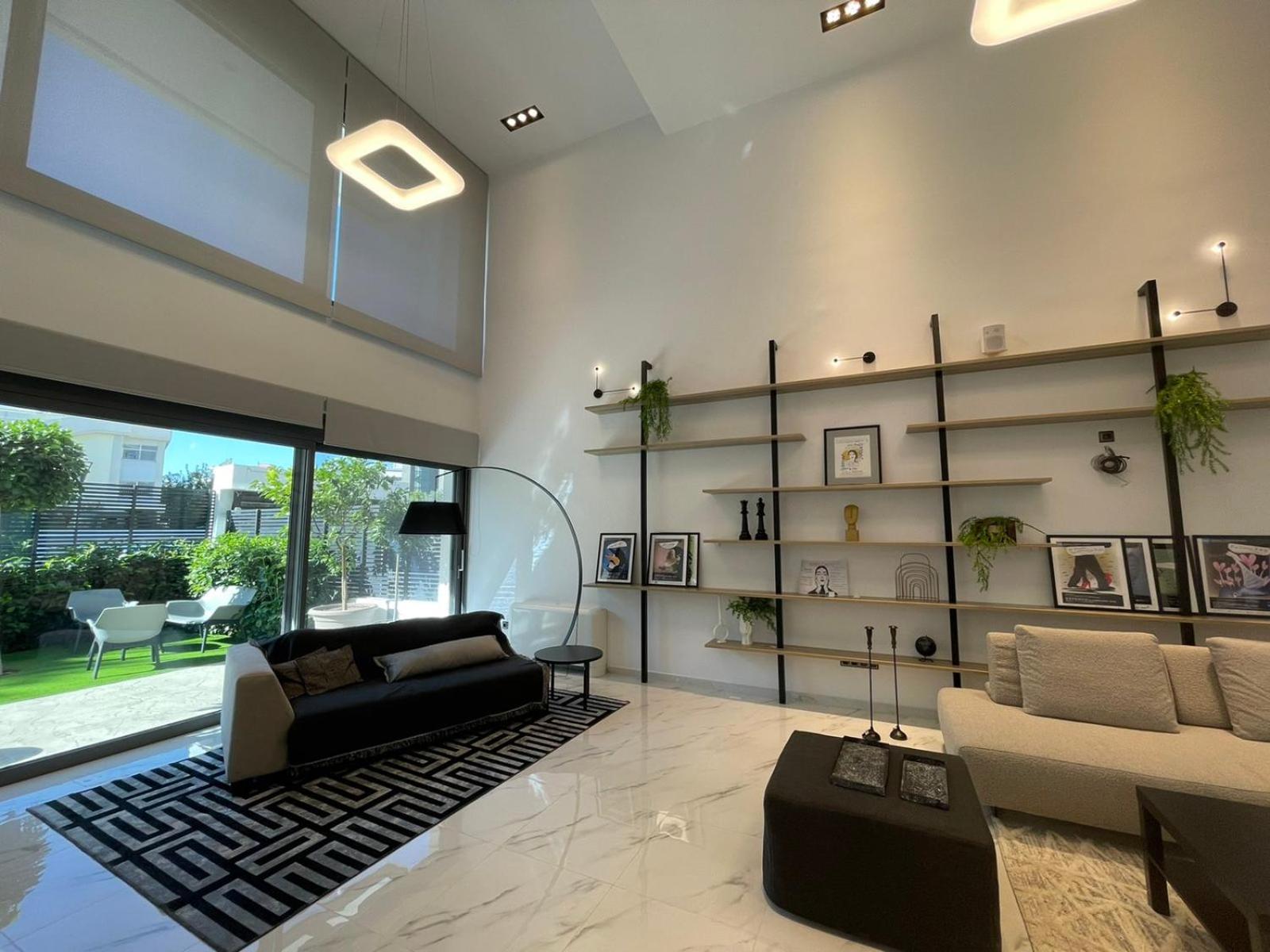The Lop Athens Holidays Luxury Suites