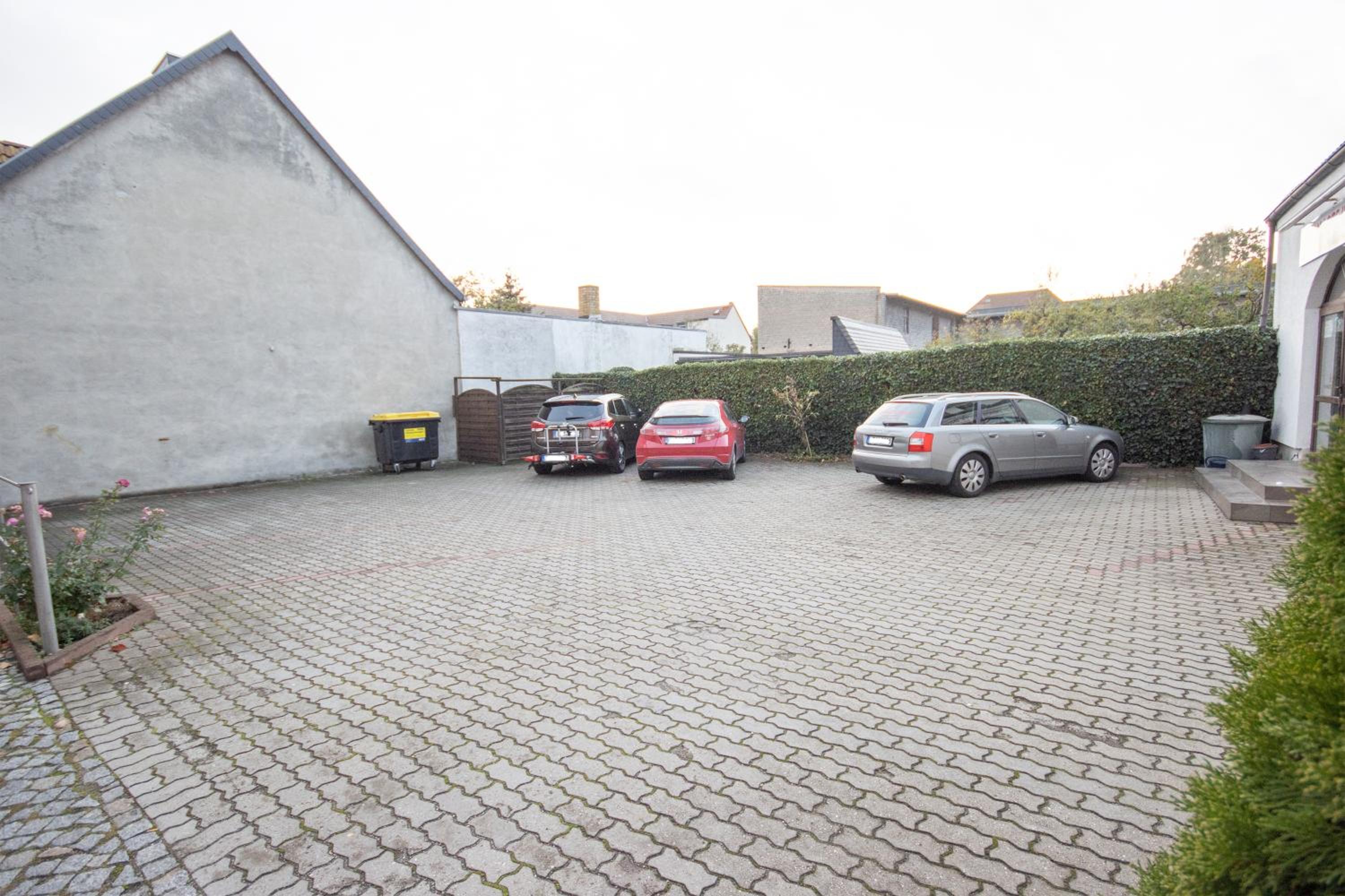 Hotel Namaste India - Property Image 2