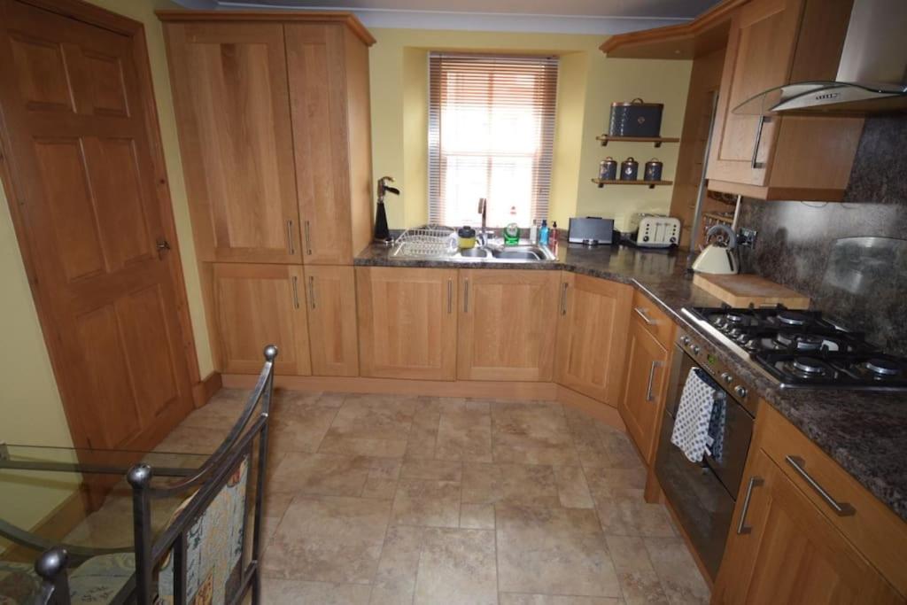 Ulverston Centre Superb 3 Double Bedroom Apartment view 5