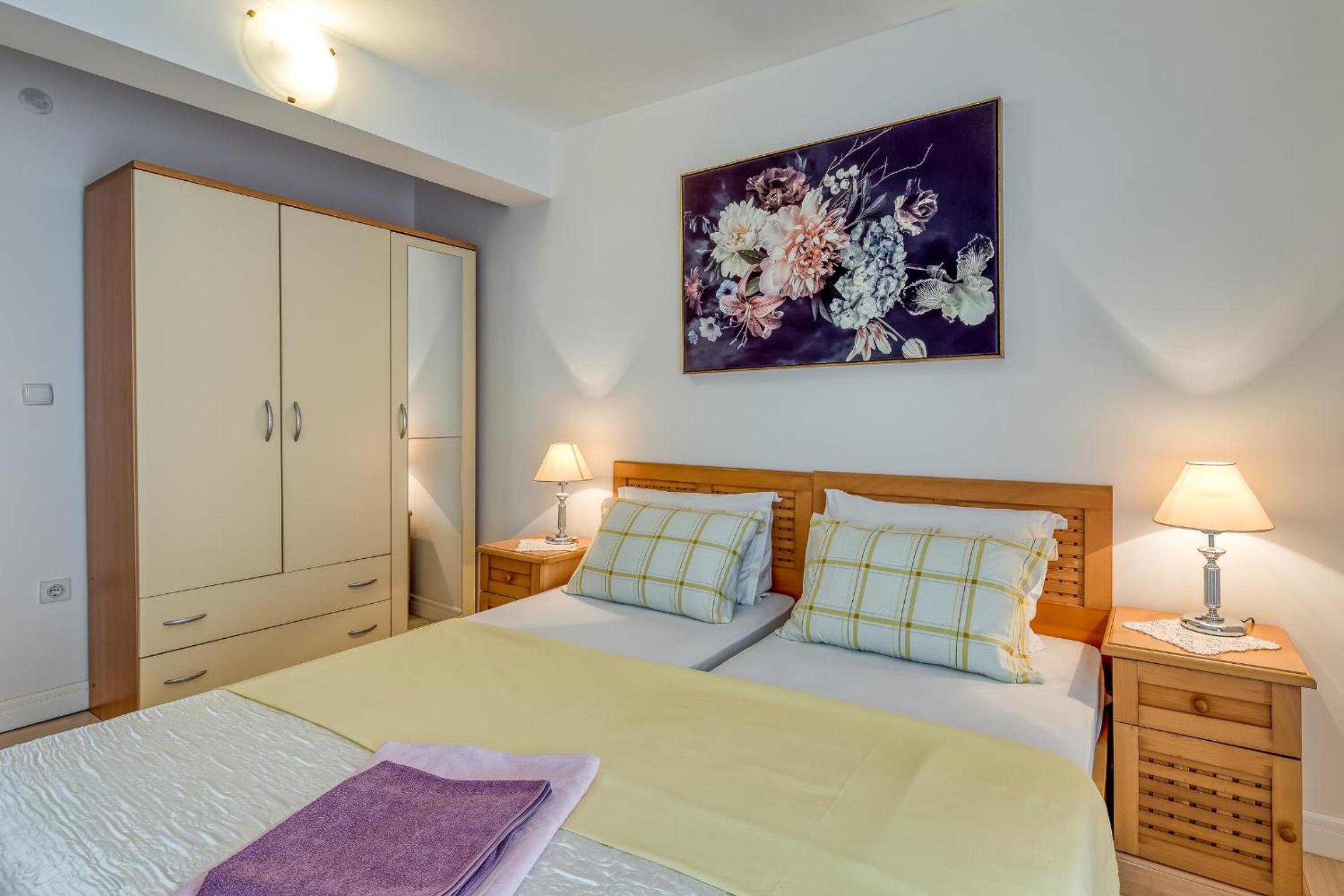 Apartments Slavica - Property Image 15