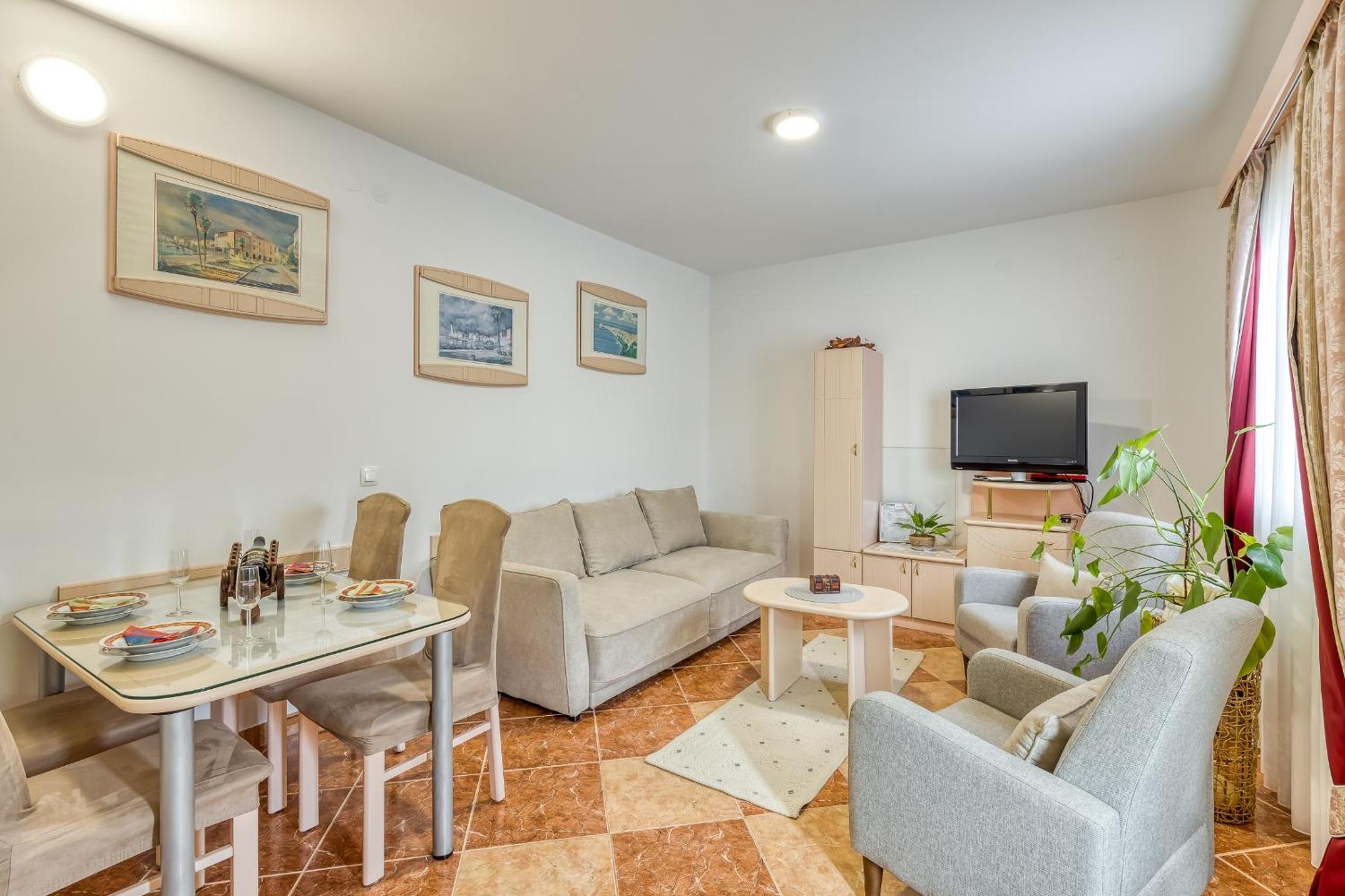 Apartments Slavica - Property Image 31