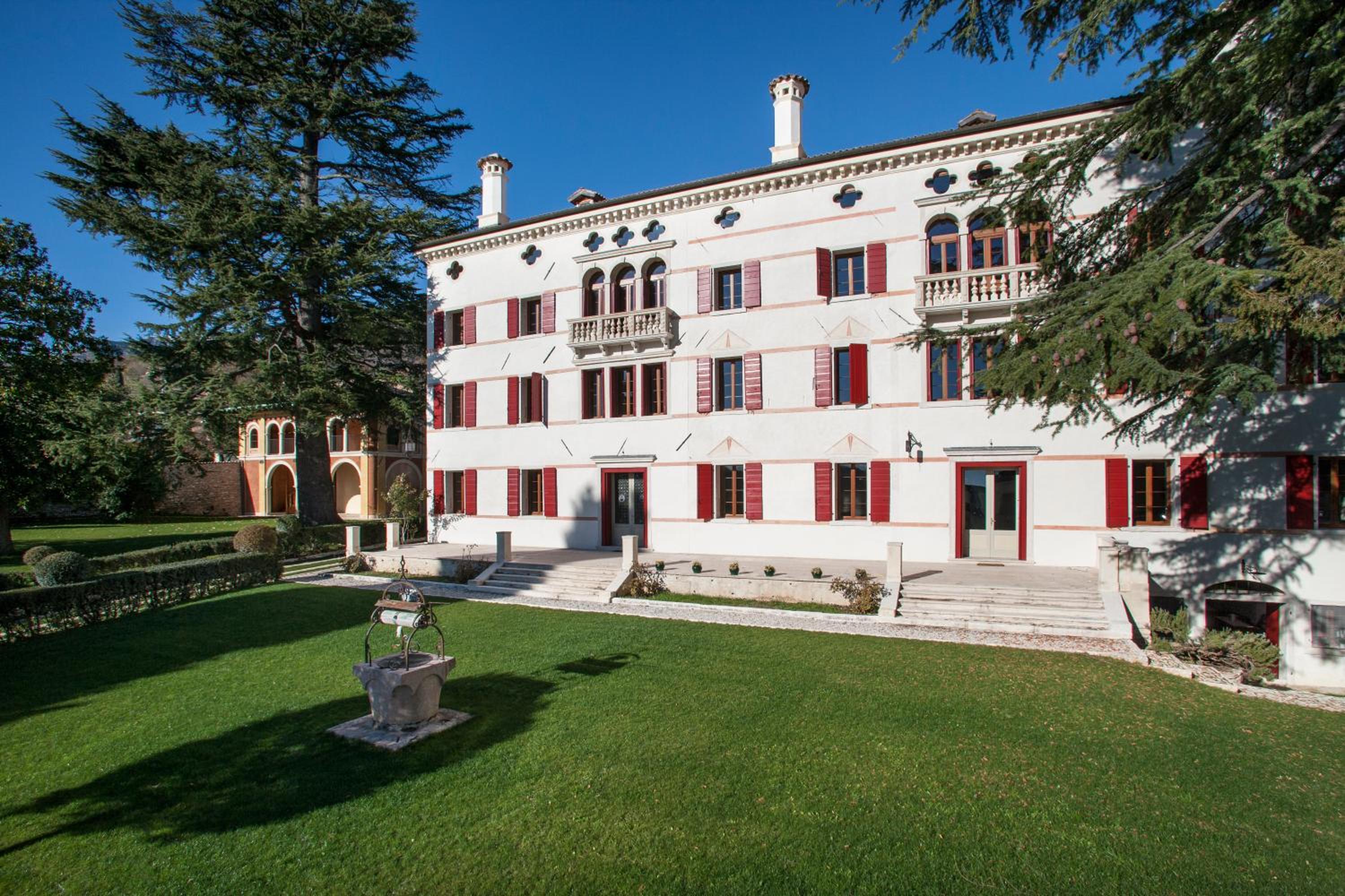 Villa Premoli - Dimora storica del XVII secolo view 3