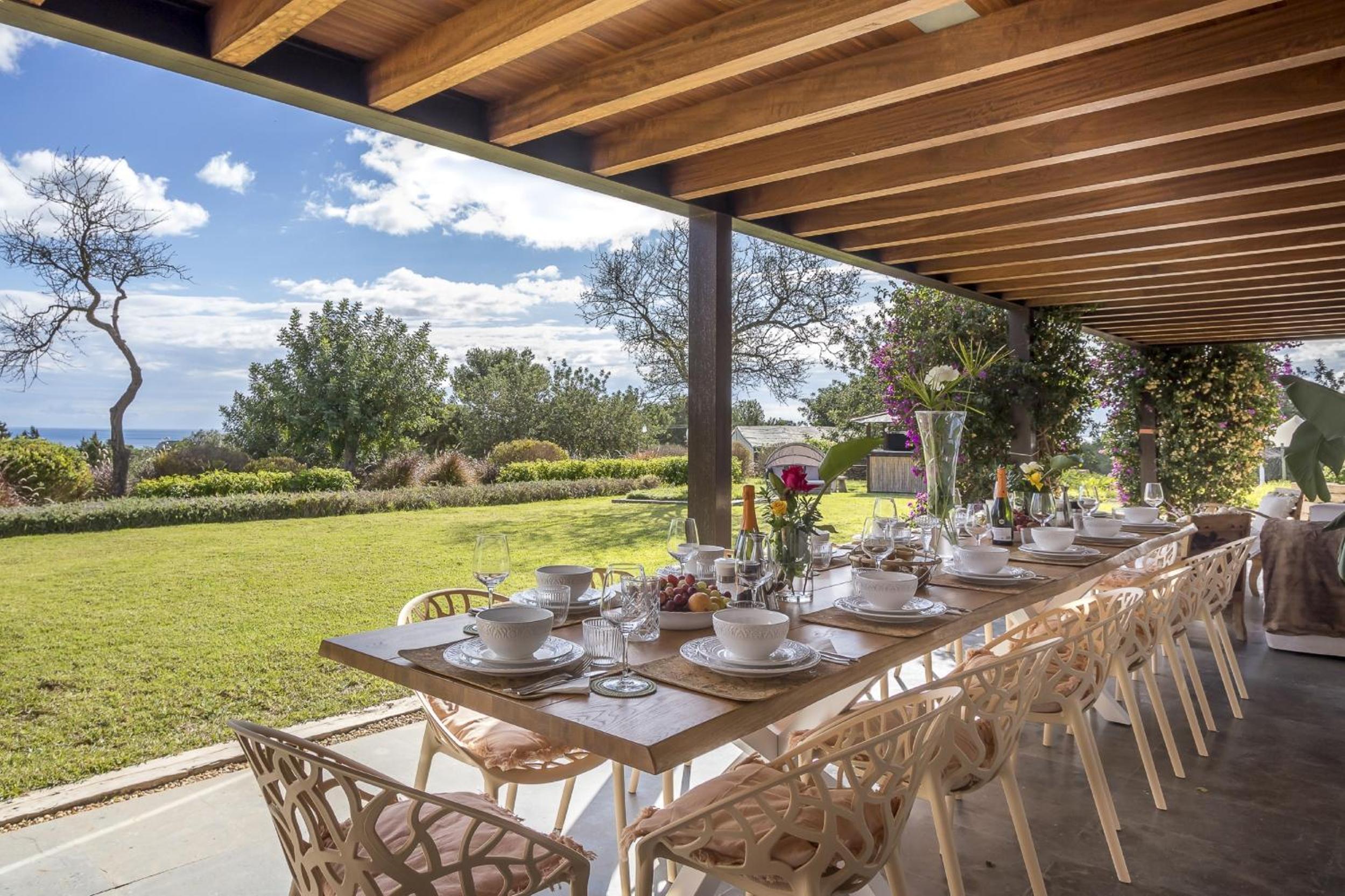 Ravishing Ibiza Villa Cel Blau 9 Bedrooms Private Pool & Beautiful