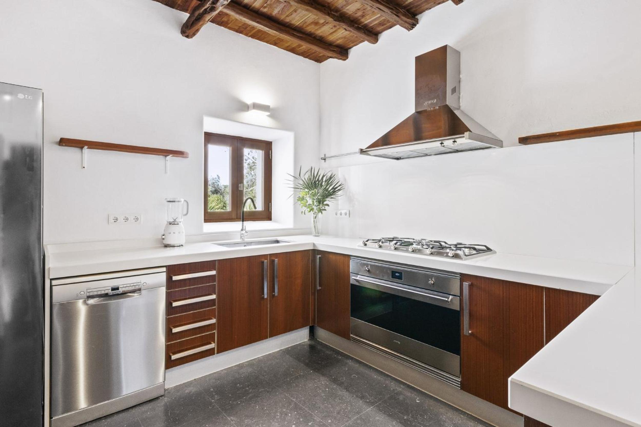 Ravishing Ibiza Villa Cel Blau 9 Bedrooms Private Pool & Beautiful